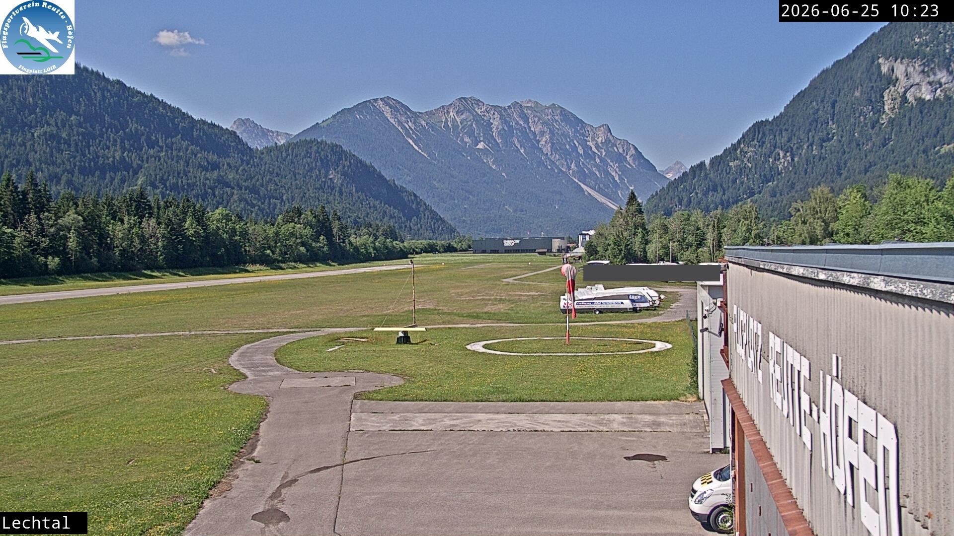 Archiv Foto Webcam Flugplatz Höfen, Tirol