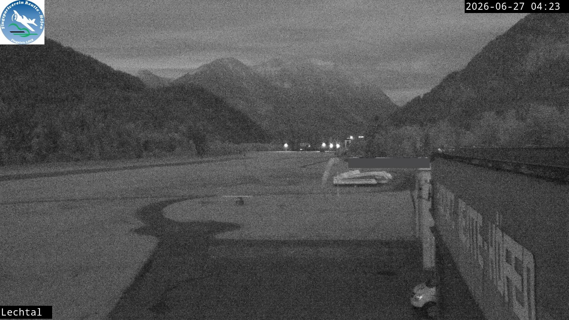Archiv Foto Webcam Flugplatz Höfen, Tirol