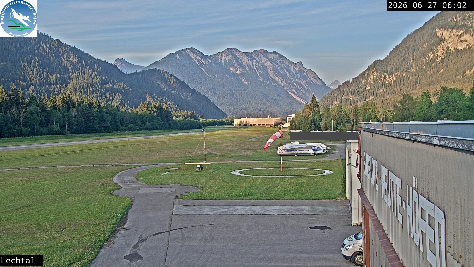 Archiv Foto Webcam Flugplatz Höfen, Tirol