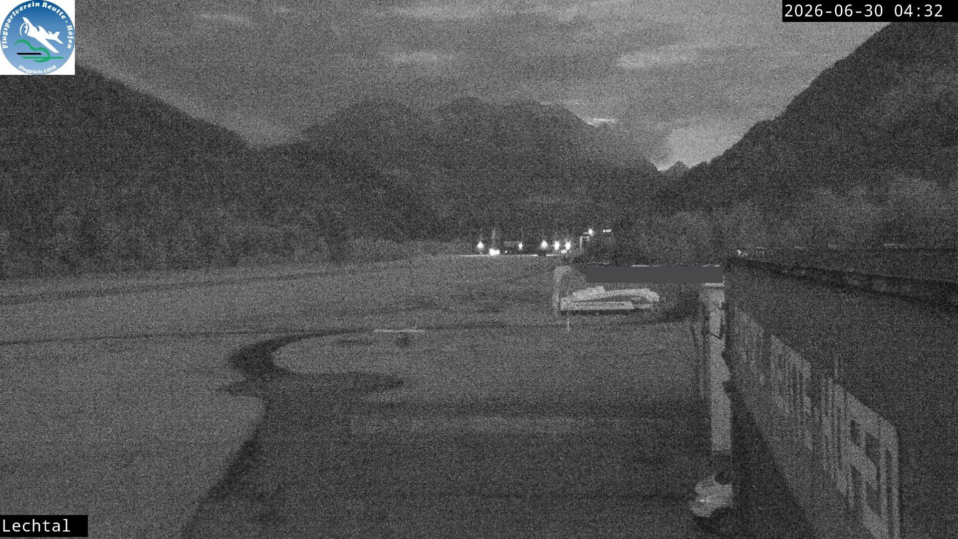 Archiv Foto Webcam Flugplatz Höfen, Tirol