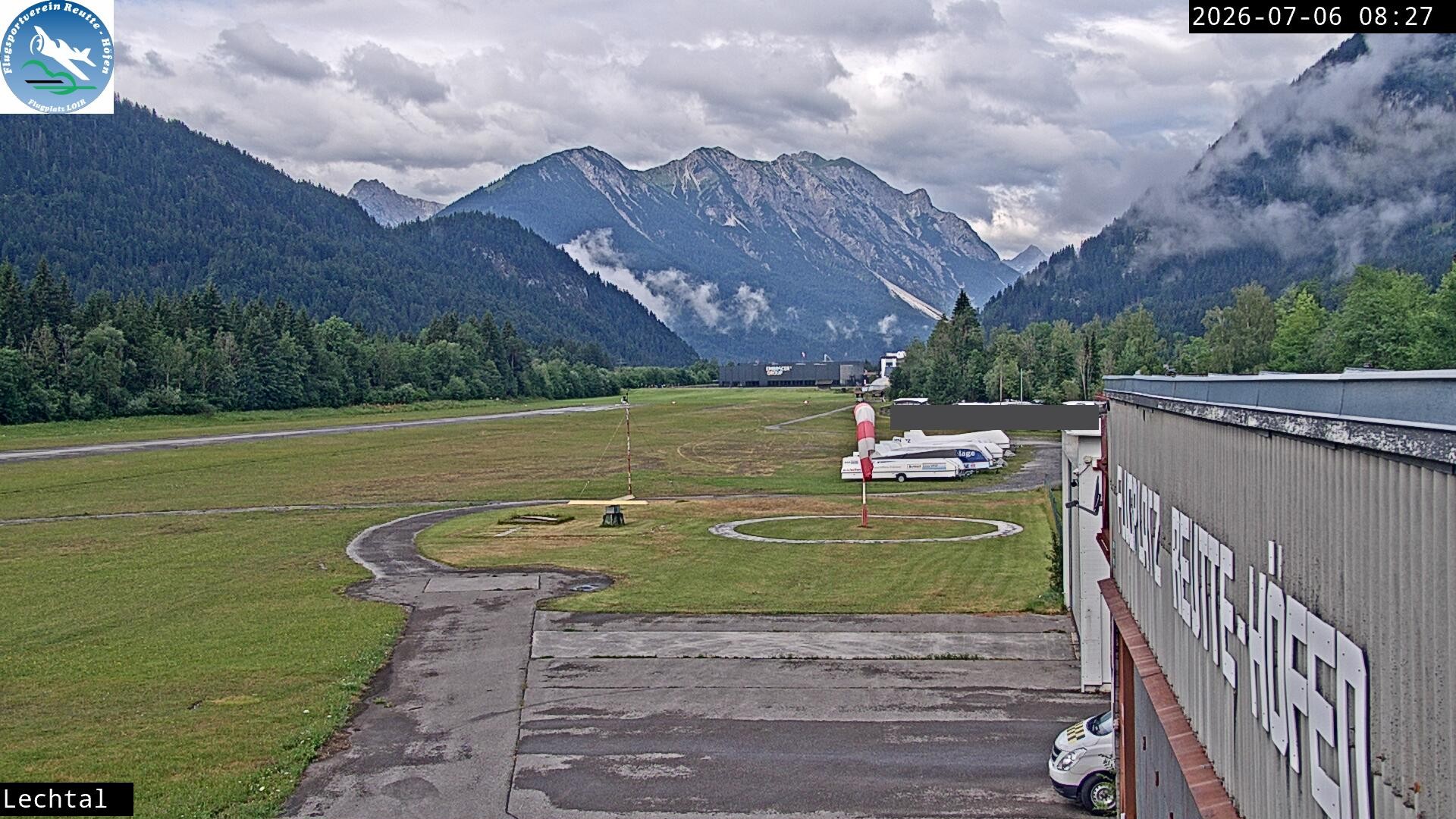 Archiv Foto Webcam Flugplatz Höfen, Tirol
