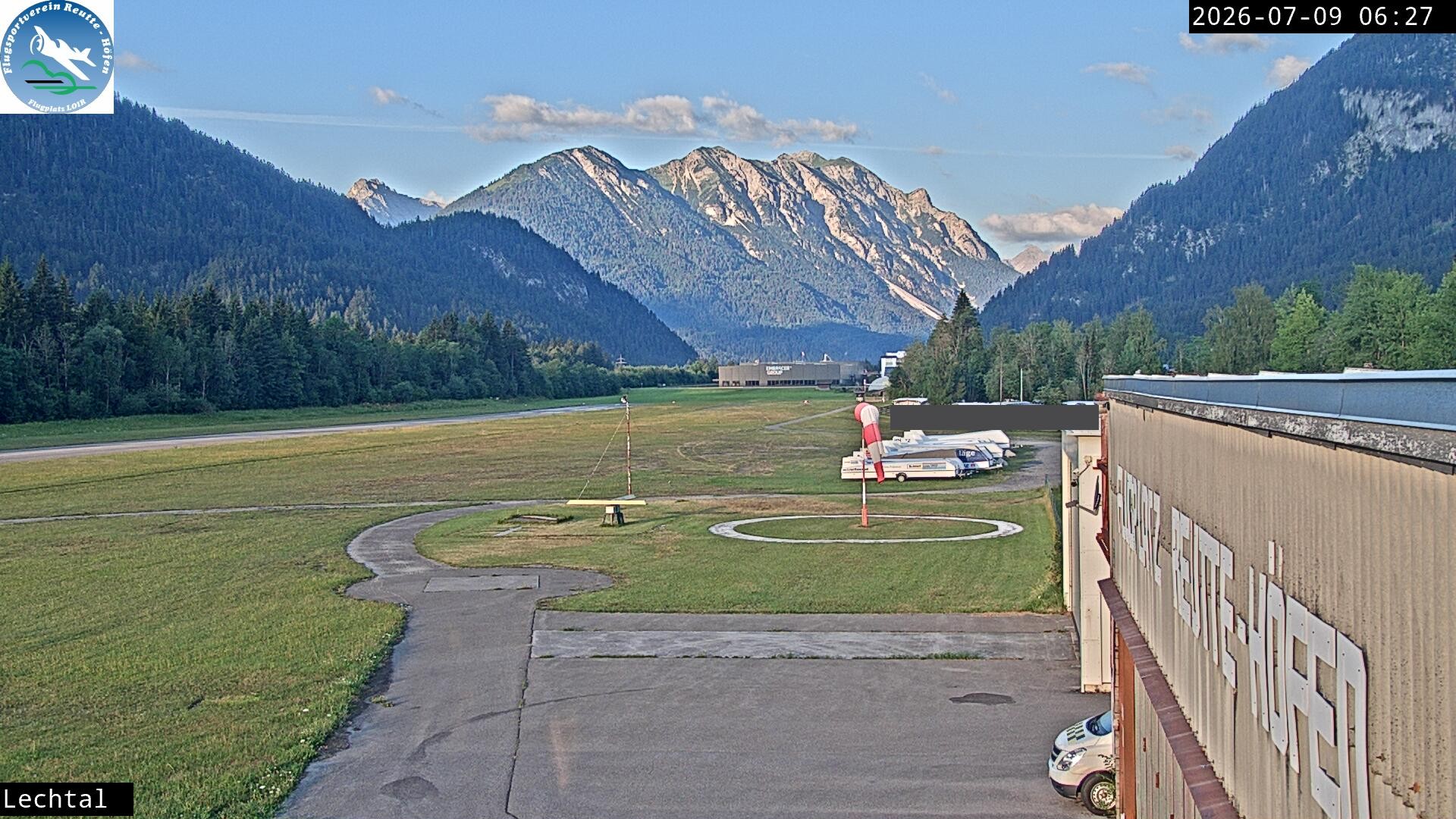 Archiv Foto Webcam Flugplatz Höfen, Tirol