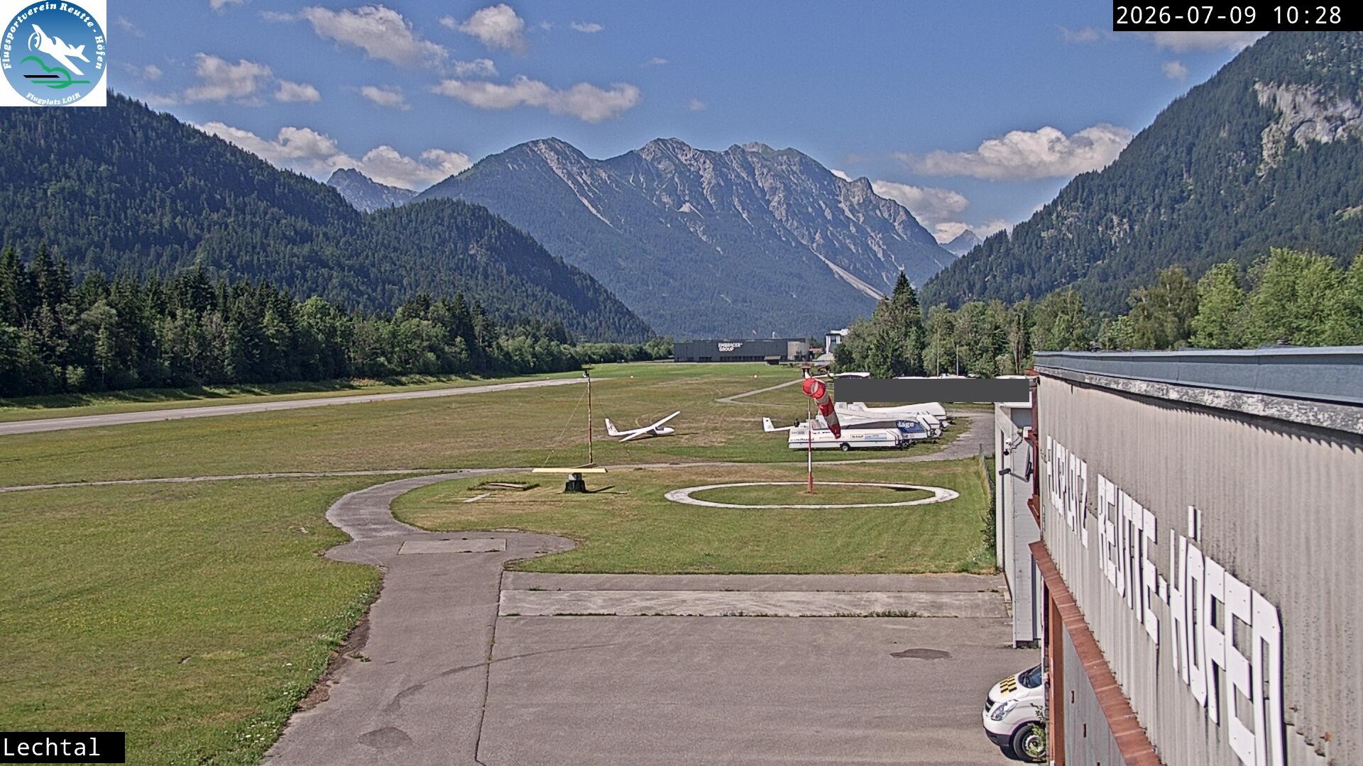 Archiv Foto Webcam Flugplatz Höfen, Tirol