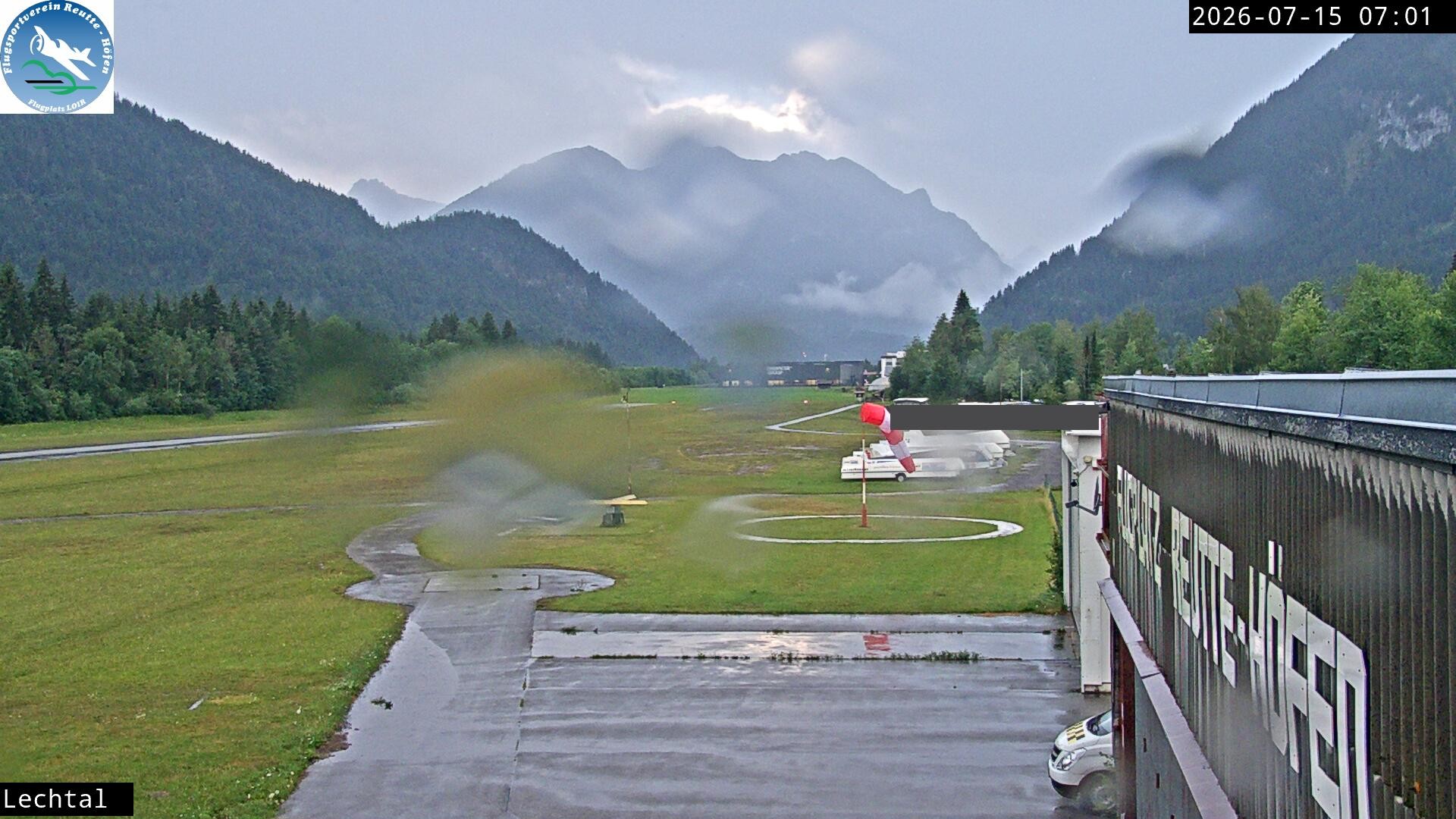 Archiv Foto Webcam Flugplatz Höfen, Tirol