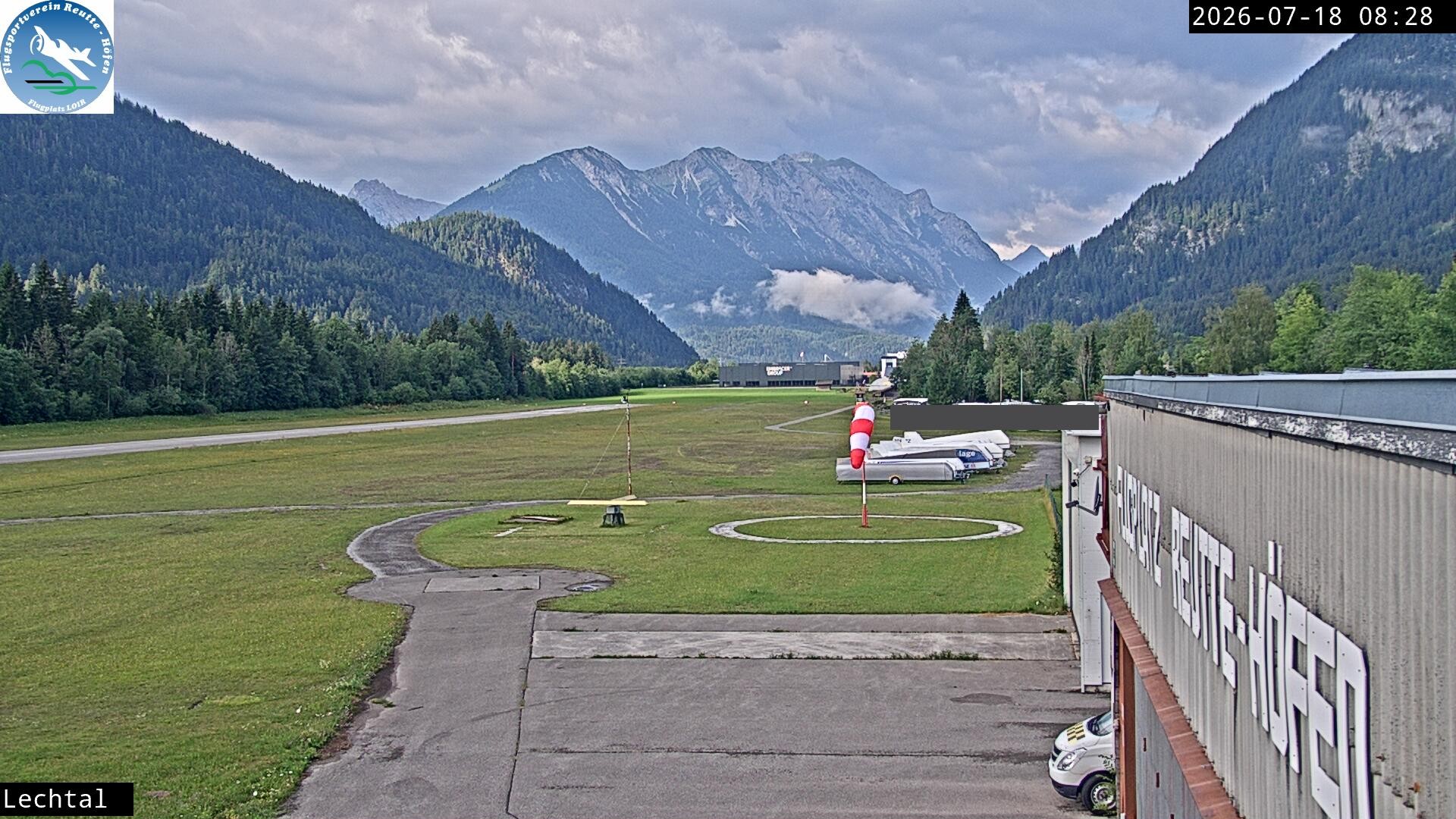 Archiv Foto Webcam Flugplatz Höfen, Tirol
