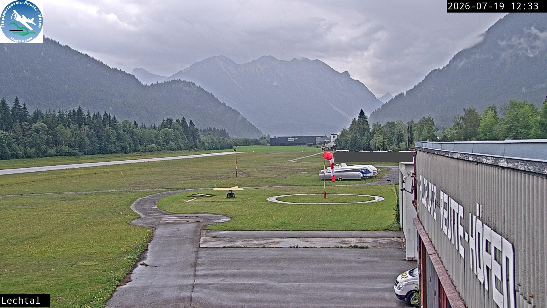 Archiv Foto Webcam Flugplatz Höfen, Tirol