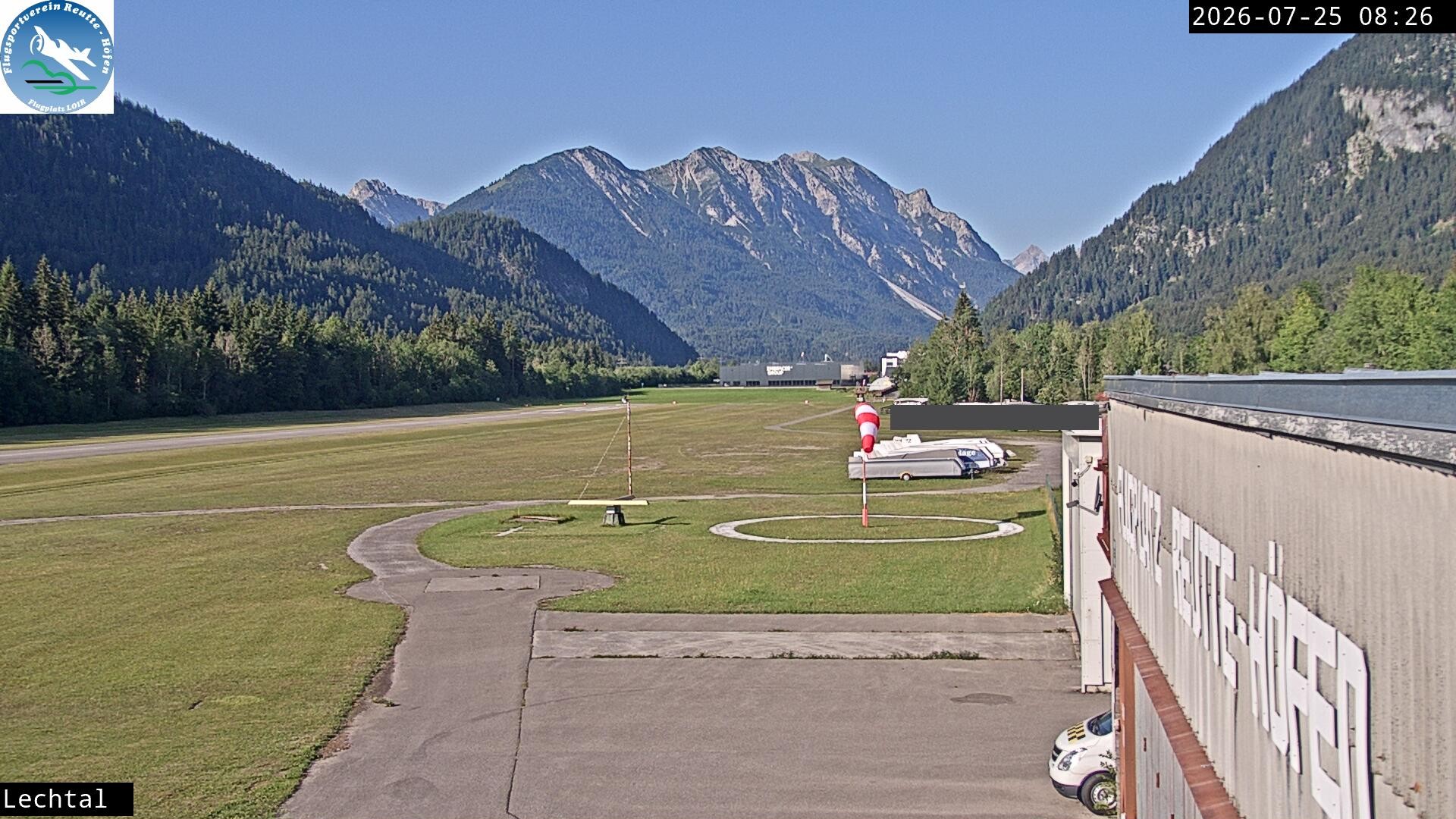 Archiv Foto Webcam Flugplatz Höfen, Tirol