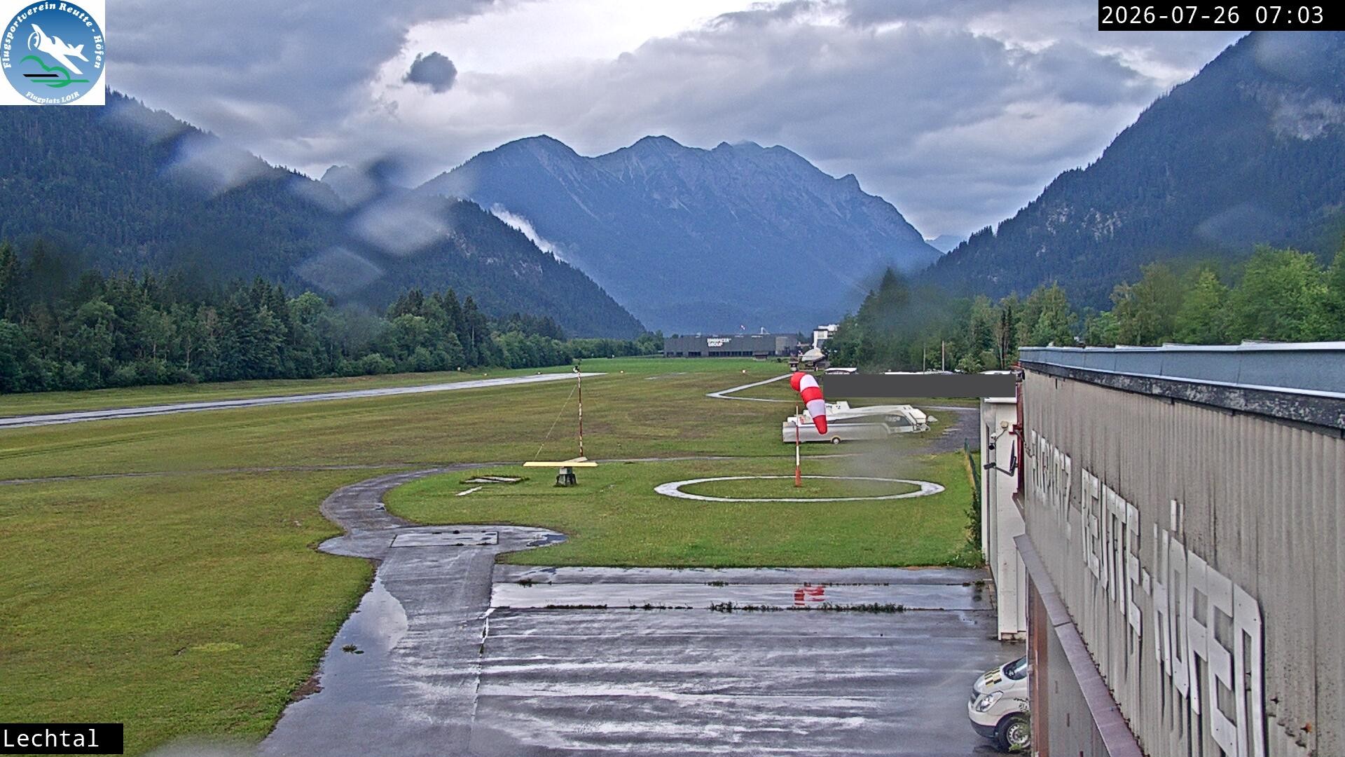 Archiv Foto Webcam Flugplatz Höfen, Tirol