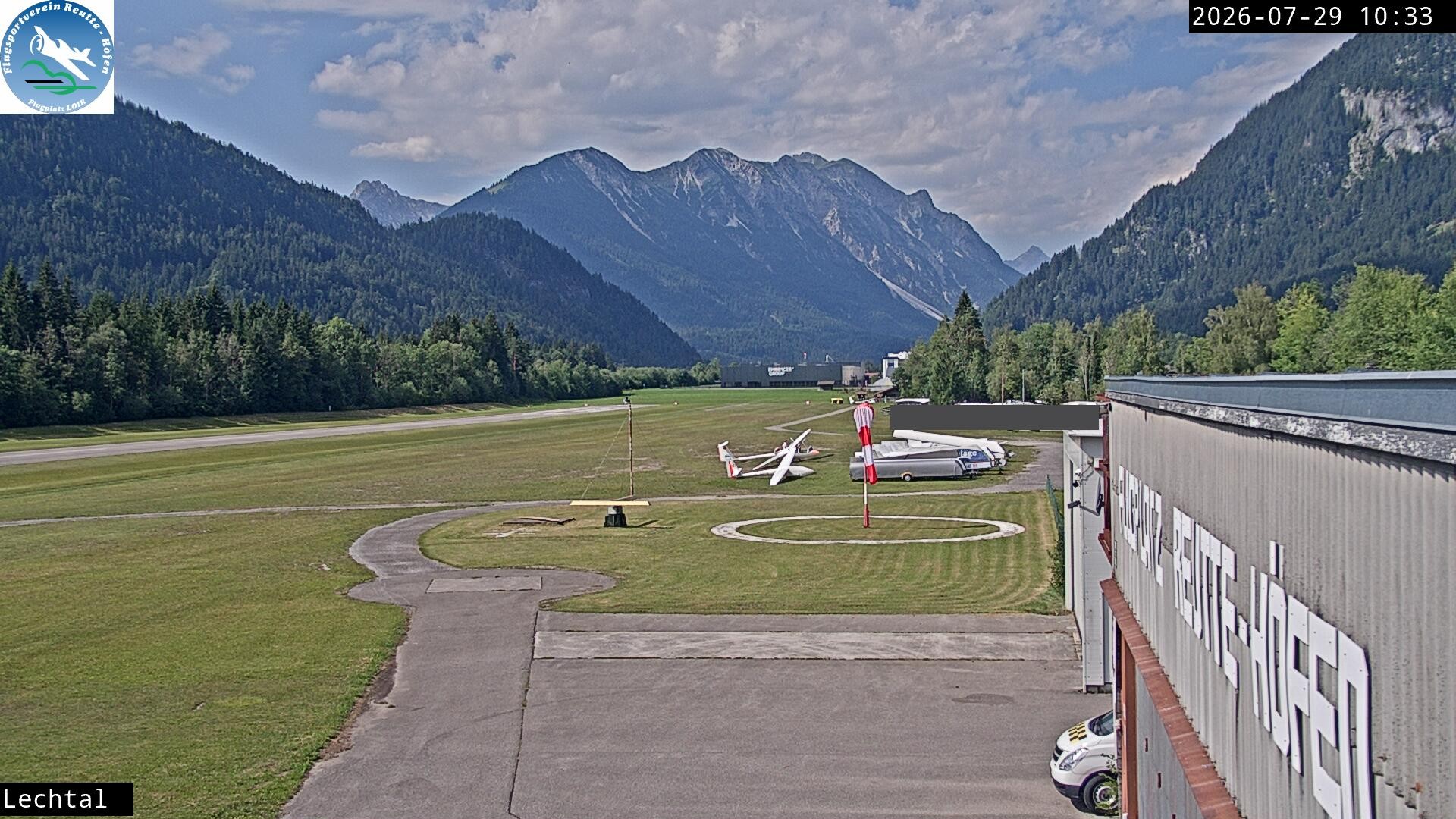 Archiv Foto Webcam Flugplatz Höfen, Tirol