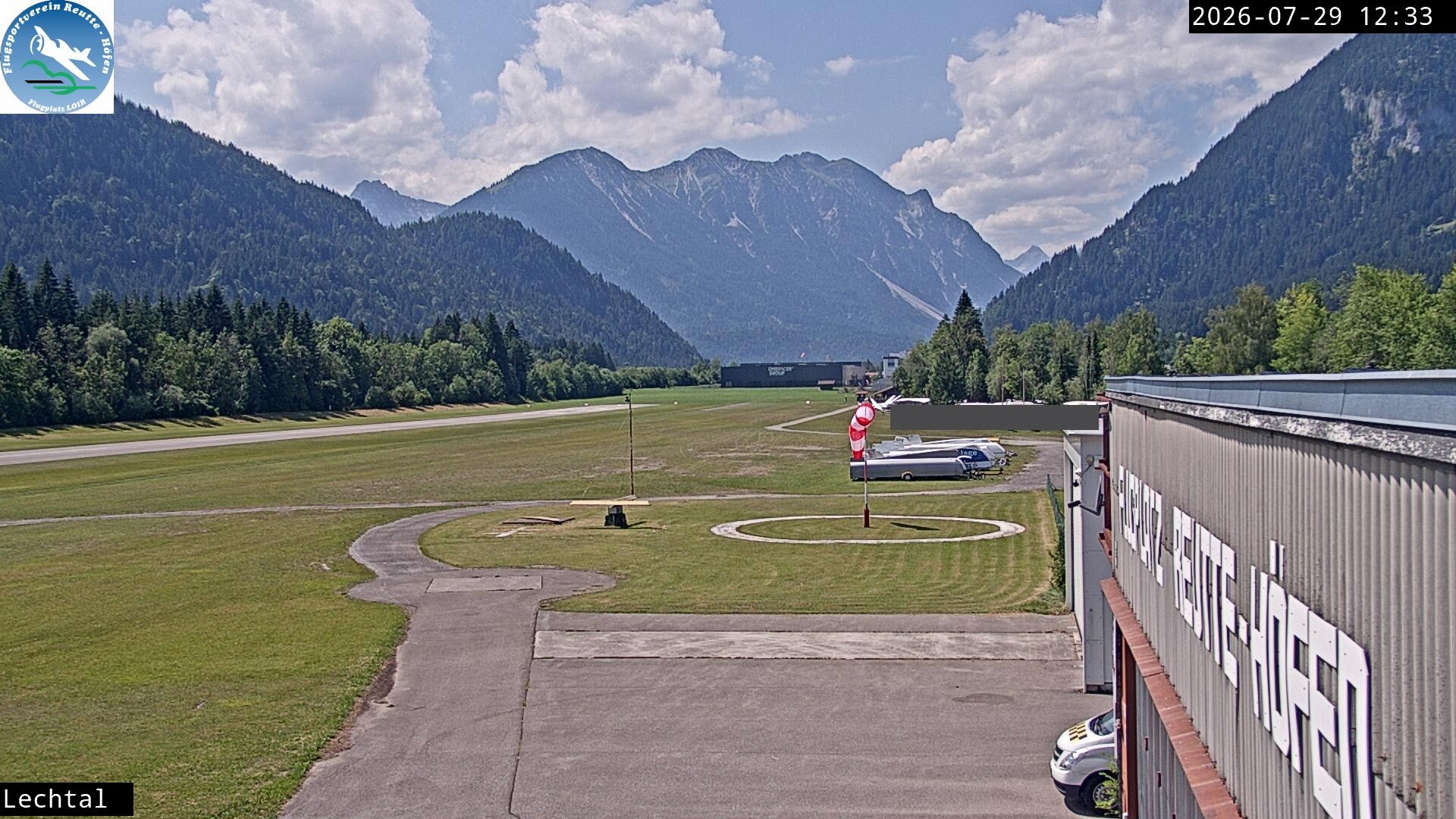 Archiv Foto Webcam Flugplatz Höfen, Tirol