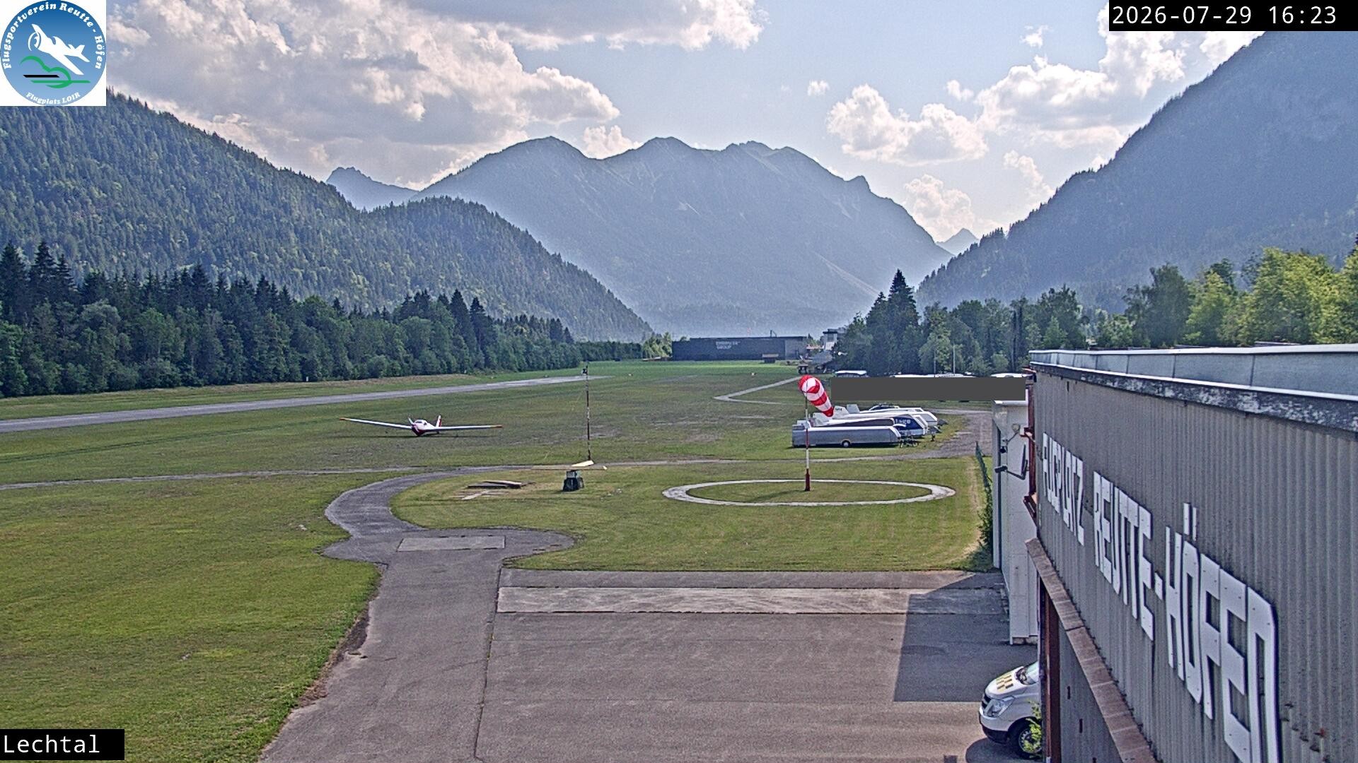 Archiv Foto Webcam Flugplatz Höfen, Tirol