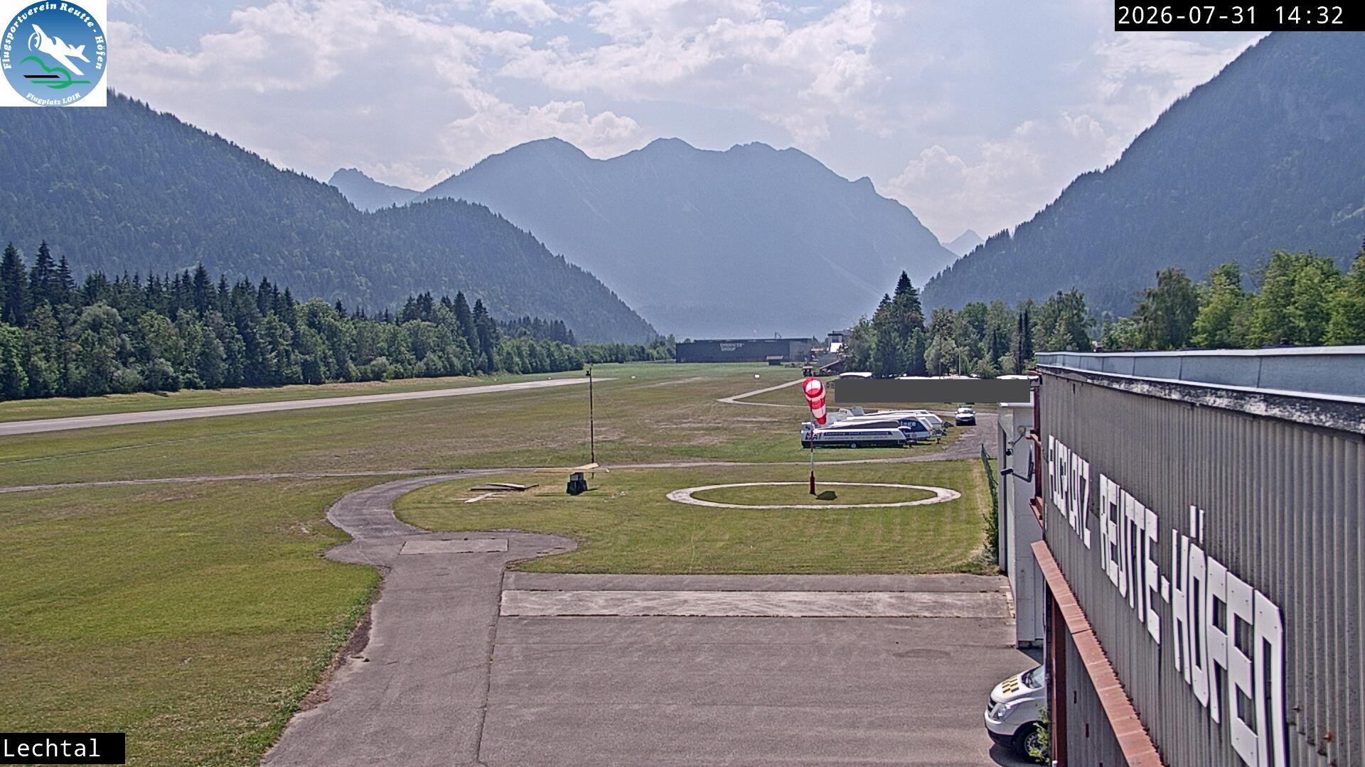 Archiv Foto Webcam Flugplatz Höfen, Tirol