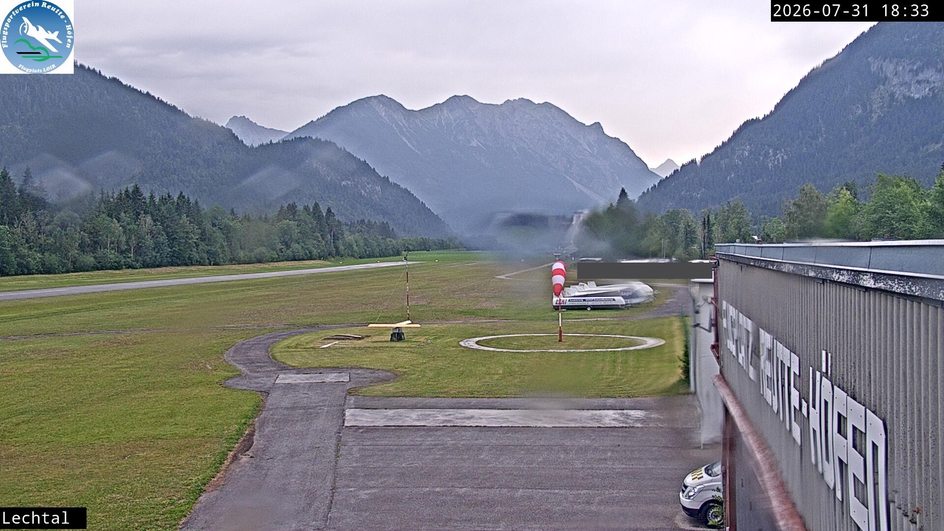 Archiv Foto Webcam Flugplatz Höfen, Tirol