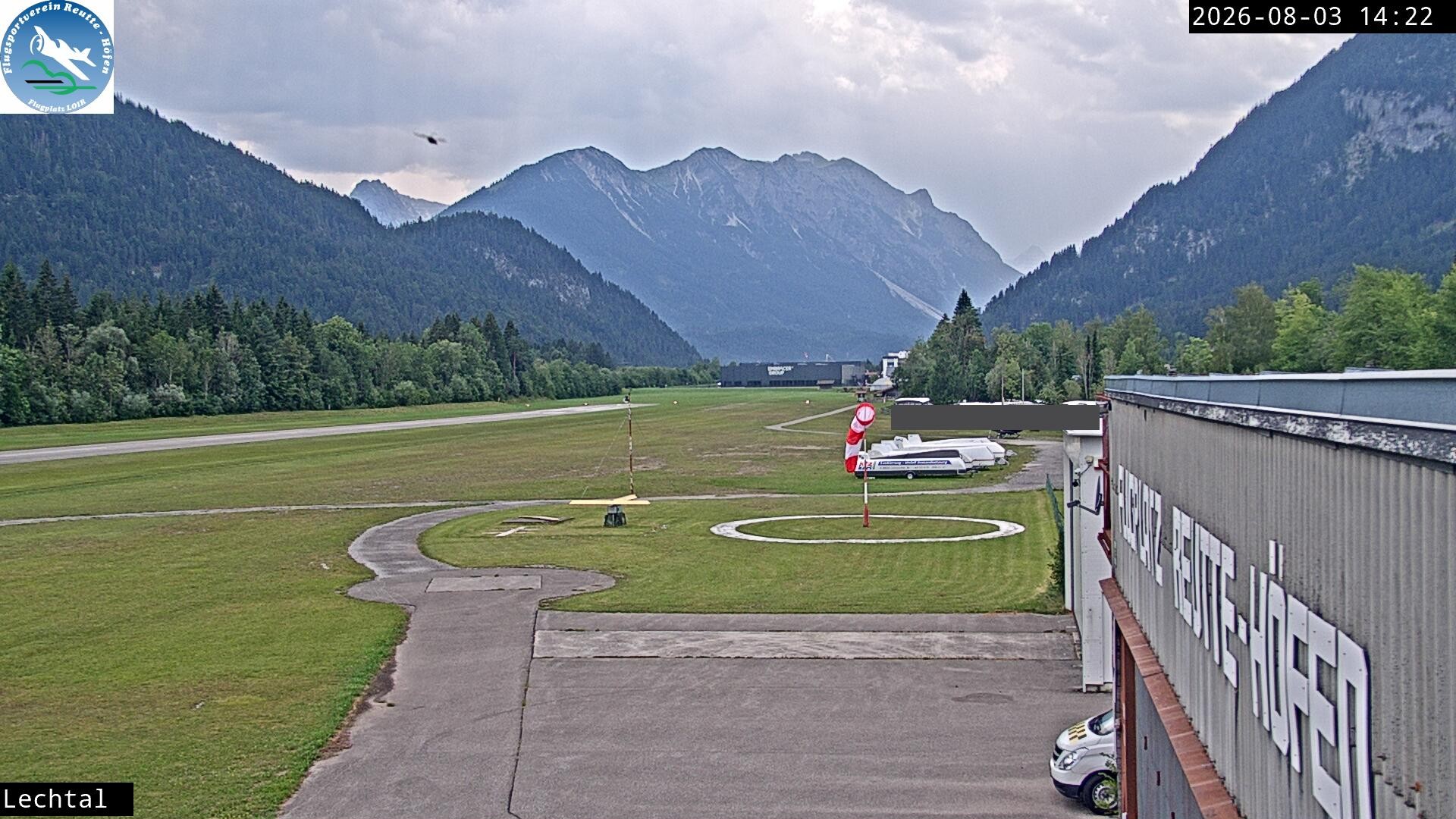 Archiv Foto Webcam Flugplatz Höfen, Tirol