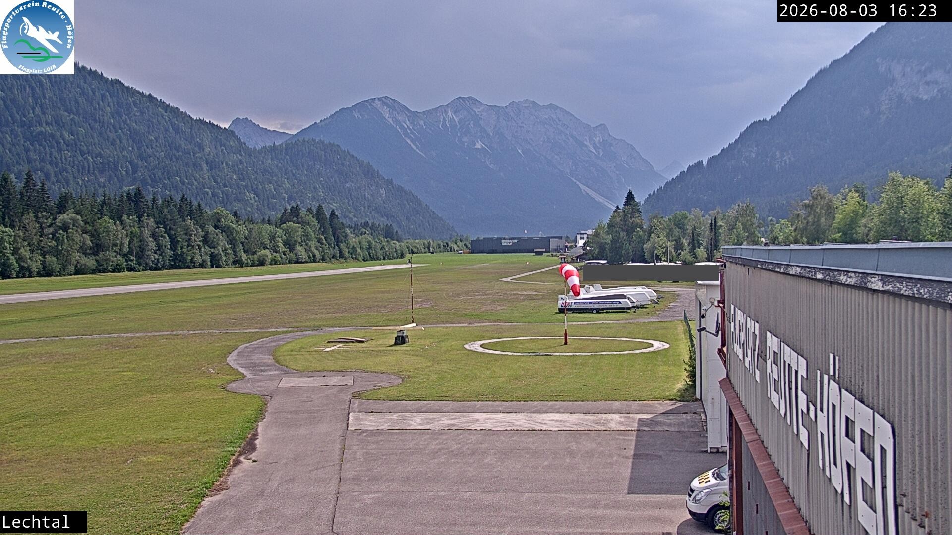 Archiv Foto Webcam Flugplatz Höfen, Tirol