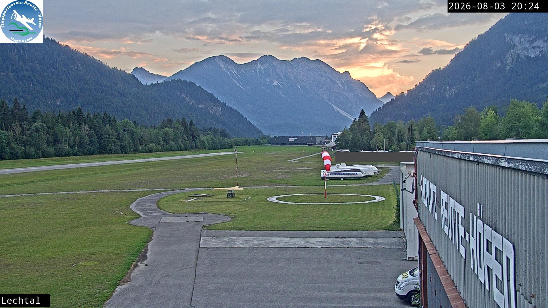 Archiv Foto Webcam Flugplatz Höfen, Tirol