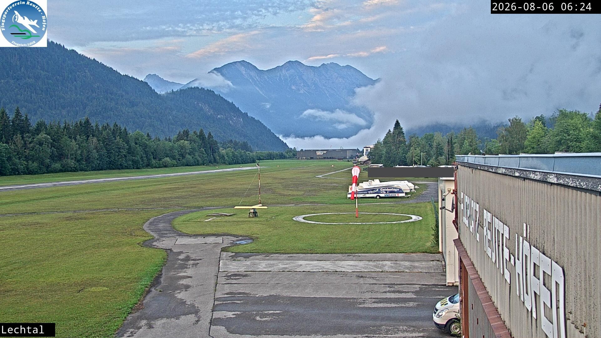 Archiv Foto Webcam Flugplatz Höfen, Tirol