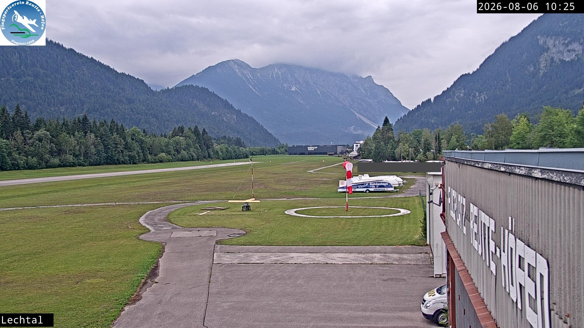 Archiv Foto Webcam Flugplatz Höfen, Tirol