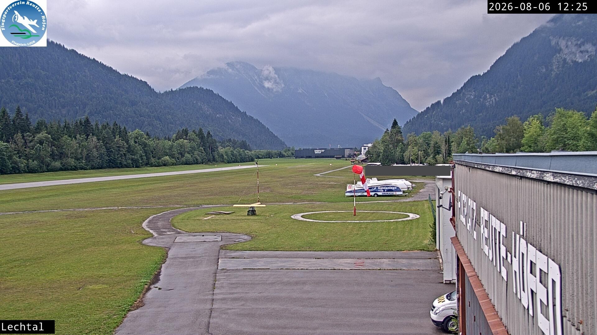 Archiv Foto Webcam Flugplatz Höfen, Tirol