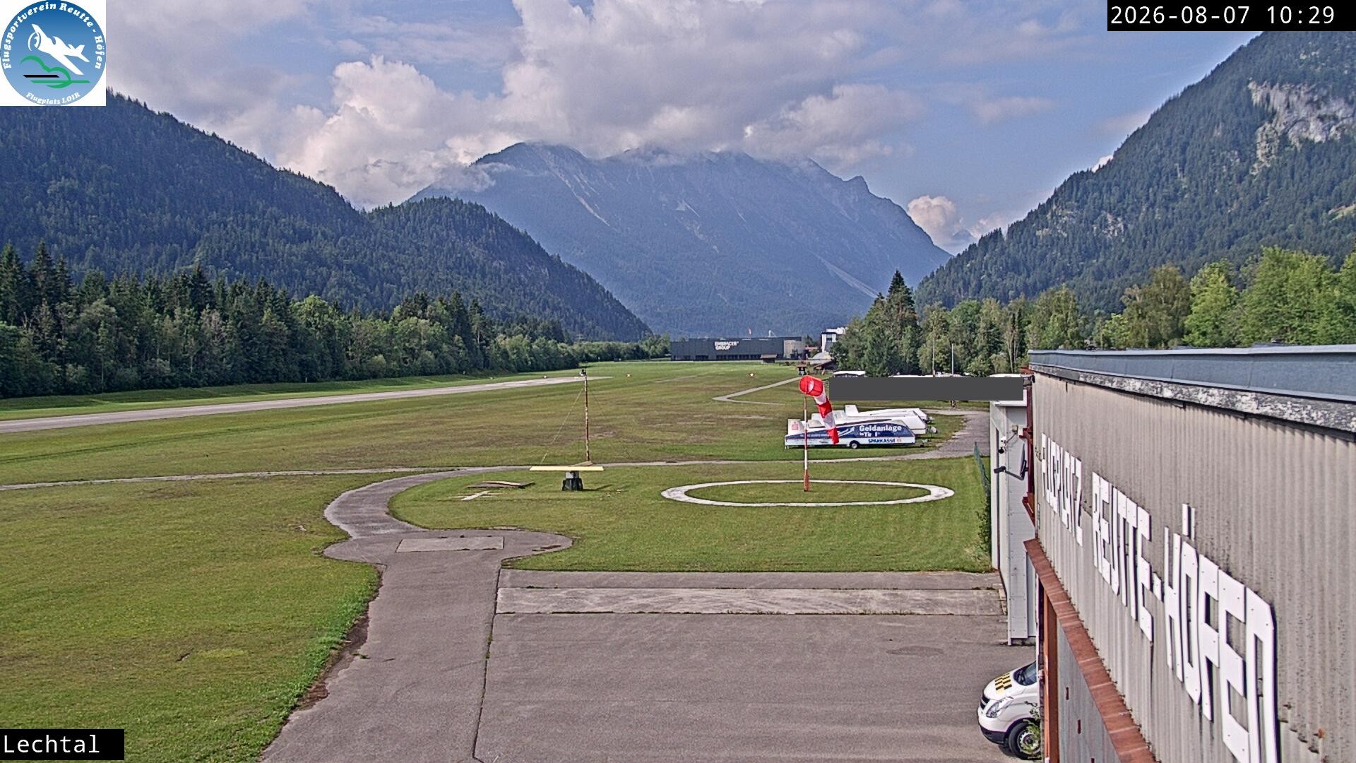 Archiv Foto Webcam Flugplatz Höfen, Tirol