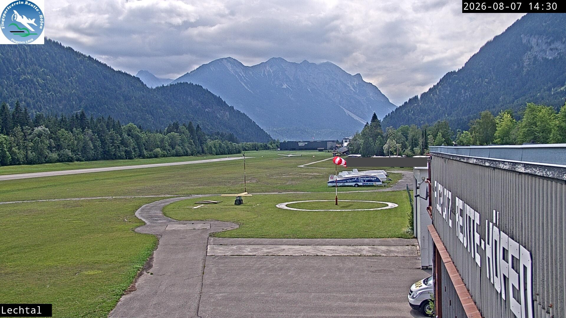 Archiv Foto Webcam Flugplatz Höfen, Tirol