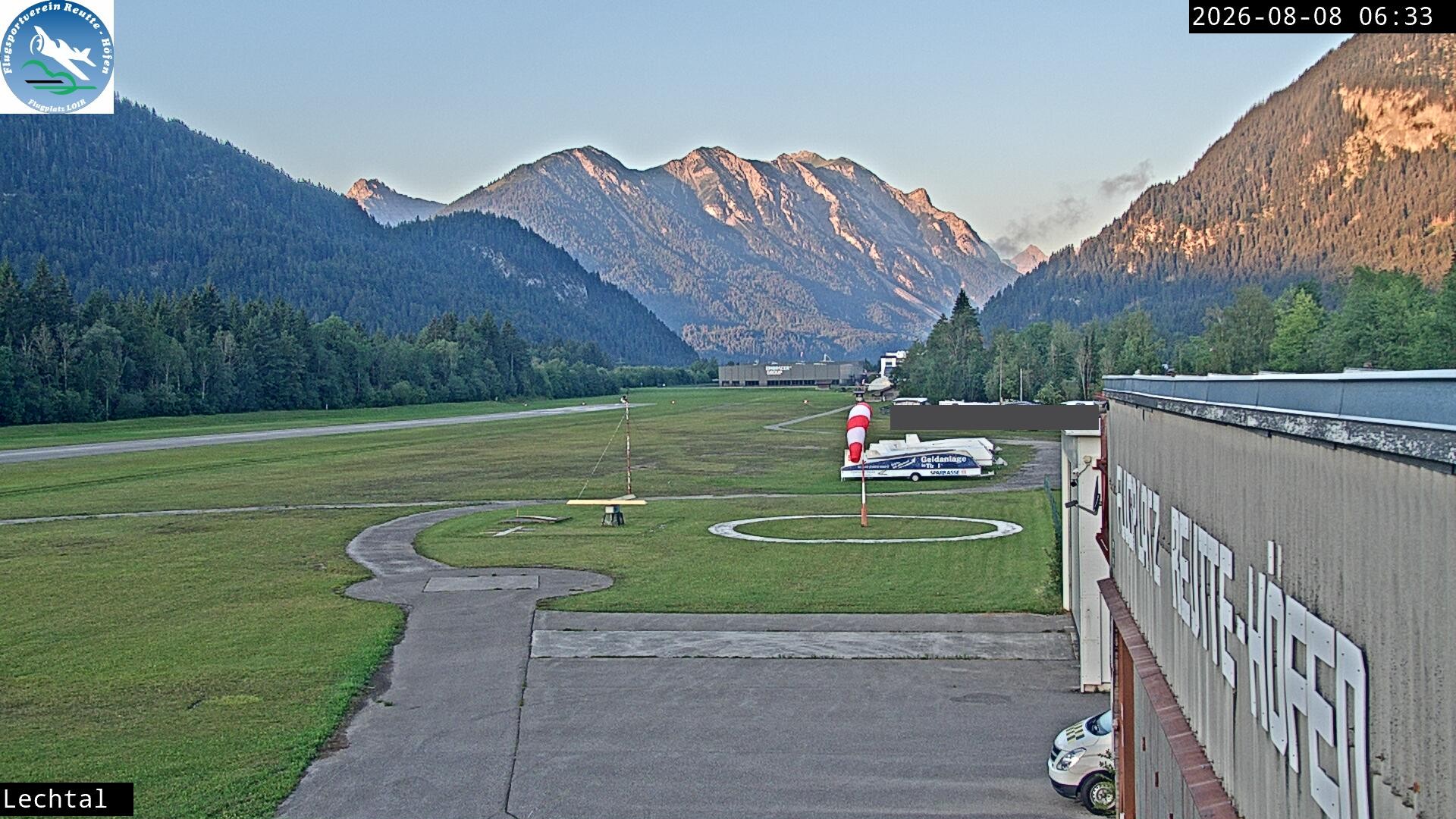 Archiv Foto Webcam Flugplatz Höfen, Tirol