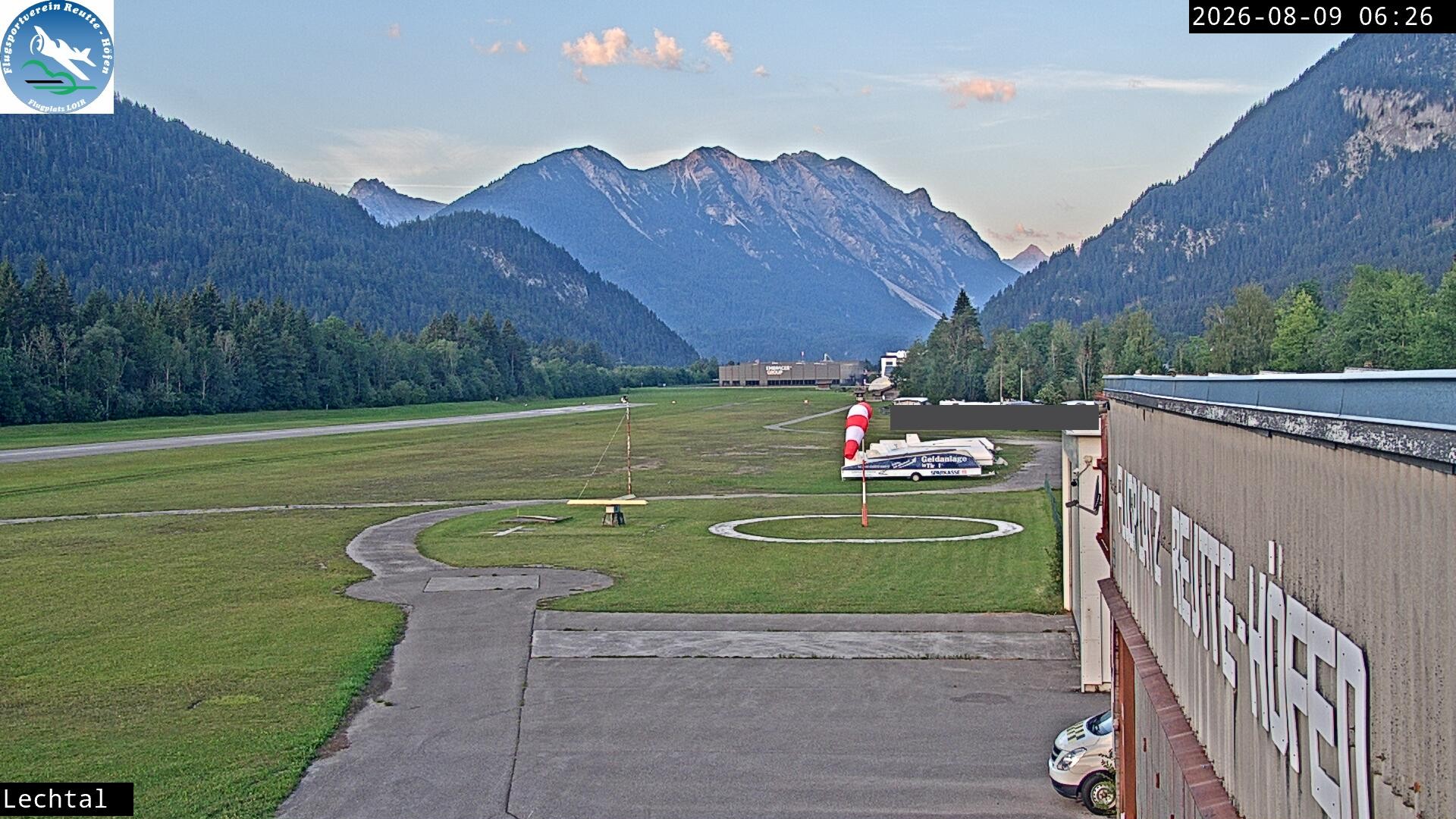 Archiv Foto Webcam Flugplatz Höfen, Tirol