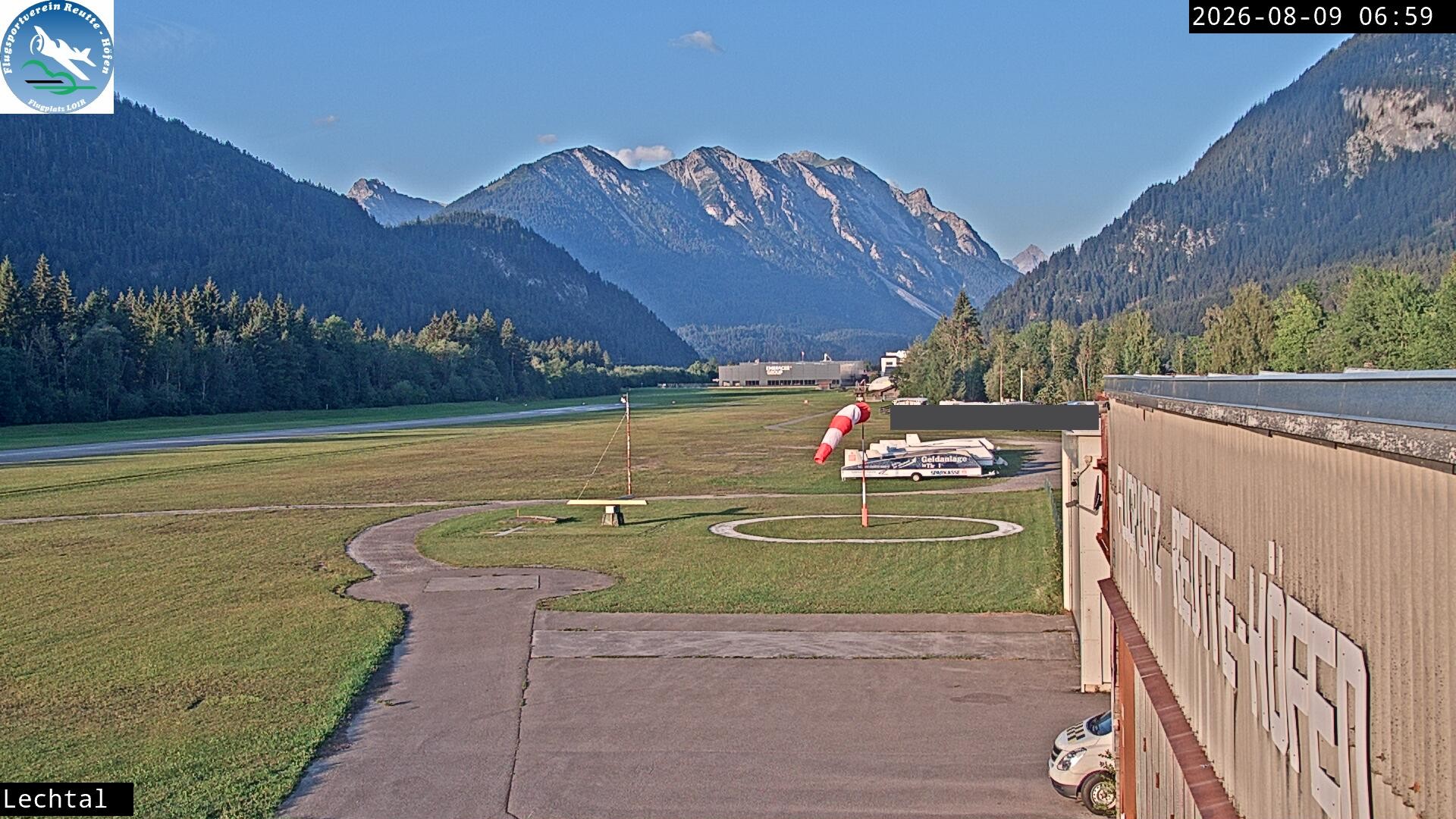 Archiv Foto Webcam Flugplatz Höfen, Tirol