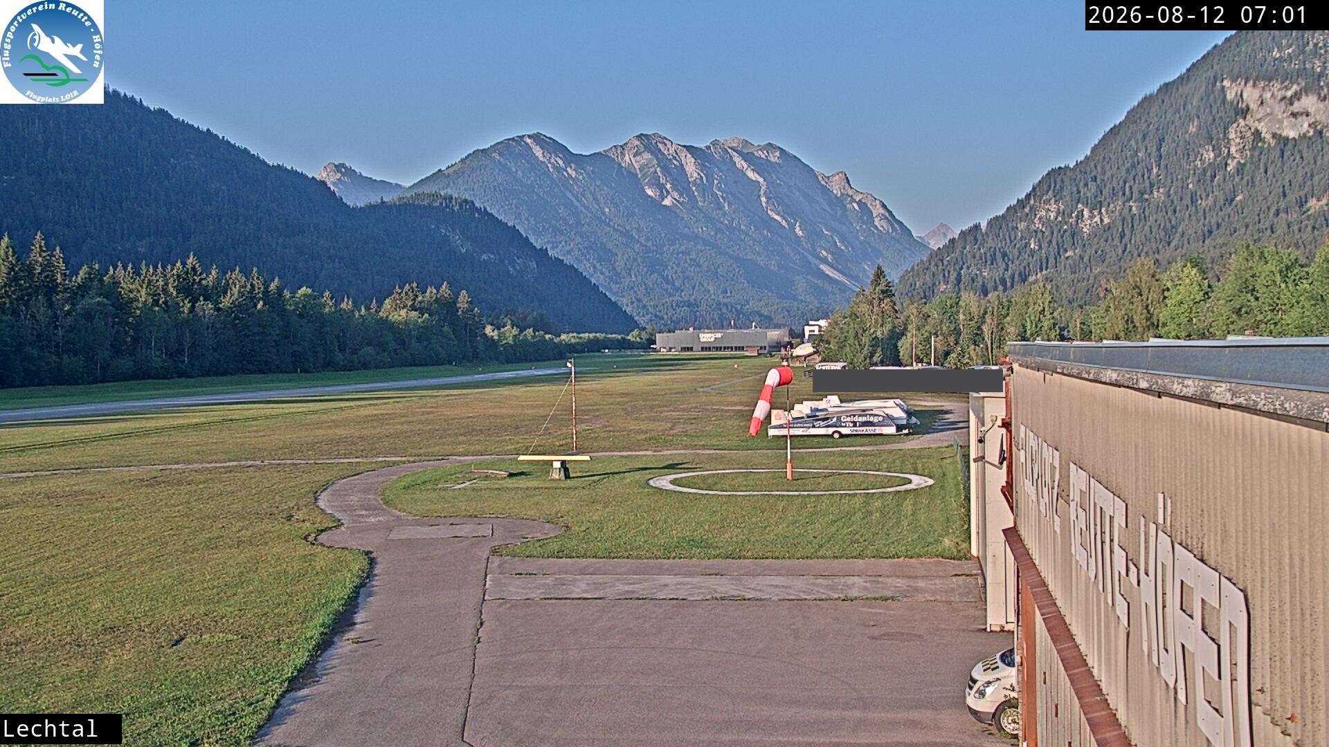 Archiv Foto Webcam Flugplatz Höfen, Tirol