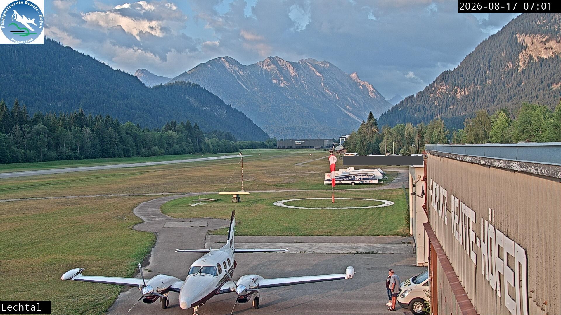 Archiv Foto Webcam Flugplatz Höfen, Tirol