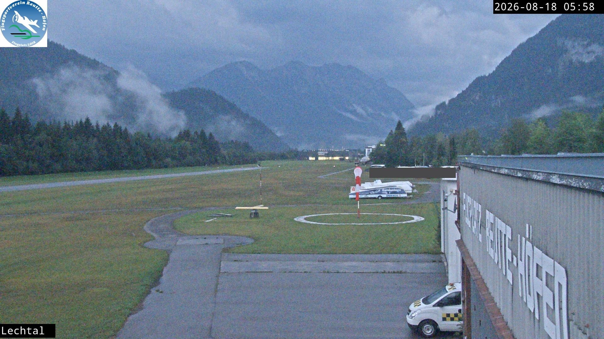 Archiv Foto Webcam Flugplatz Höfen, Tirol