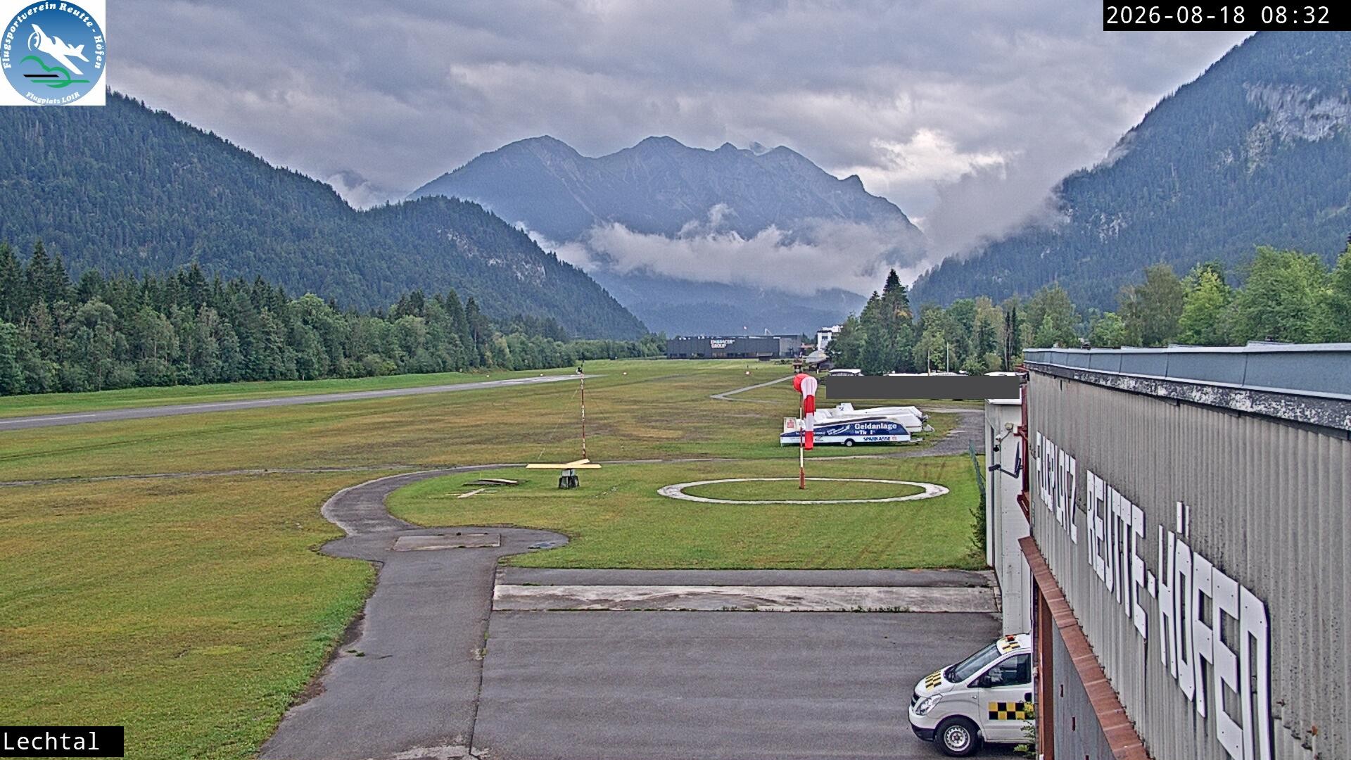 Archiv Foto Webcam Flugplatz Höfen, Tirol