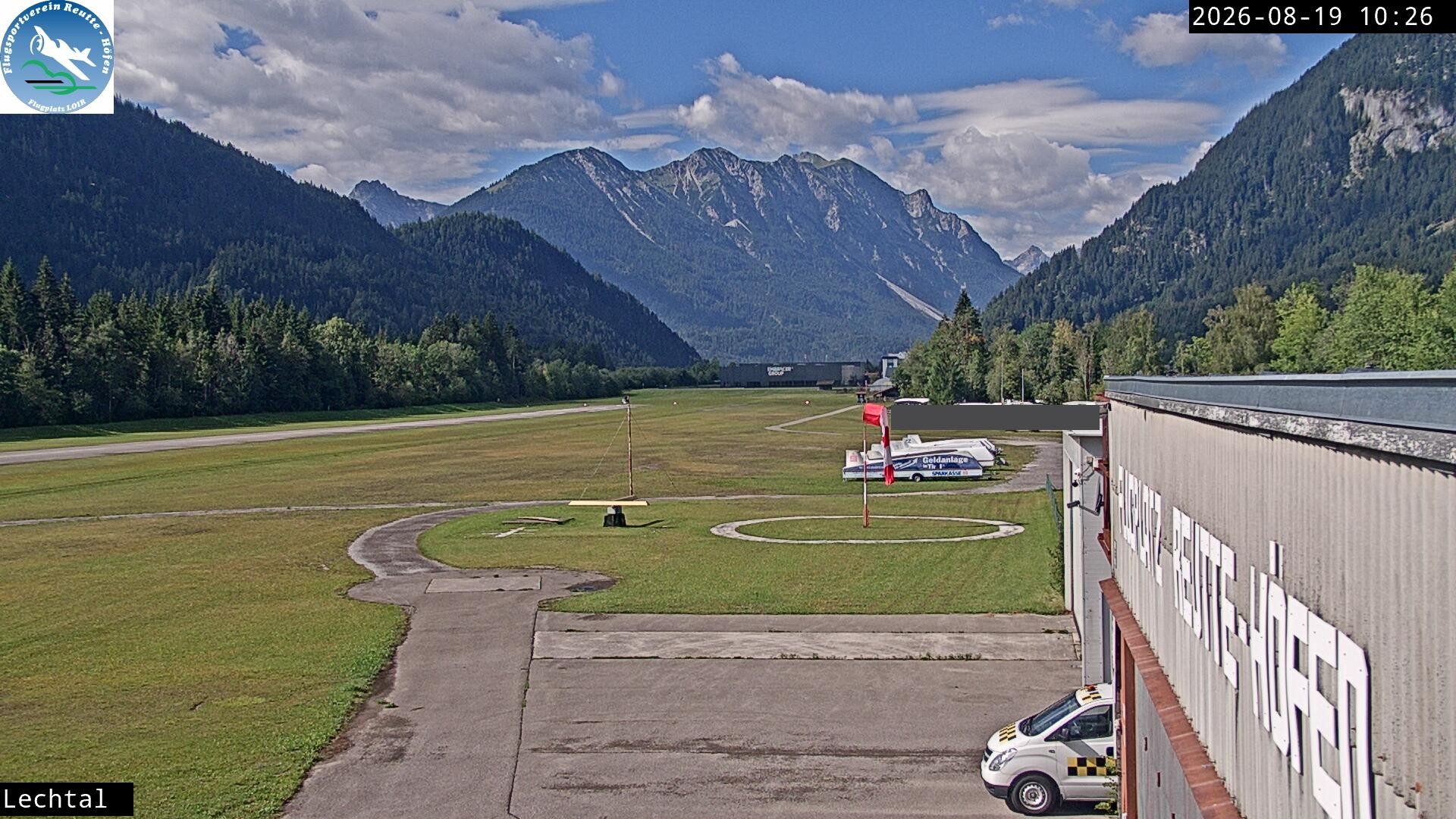 Archiv Foto Webcam Flugplatz Höfen, Tirol
