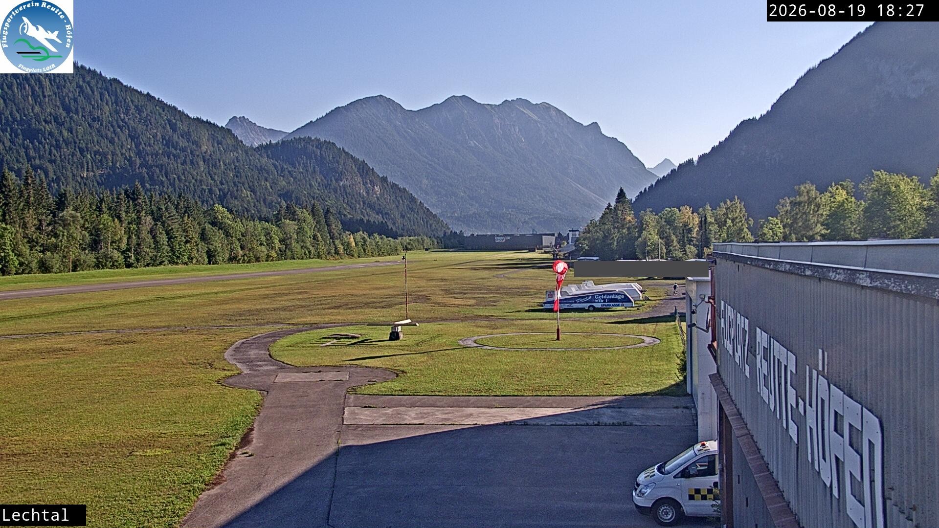 Archiv Foto Webcam Flugplatz Höfen, Tirol