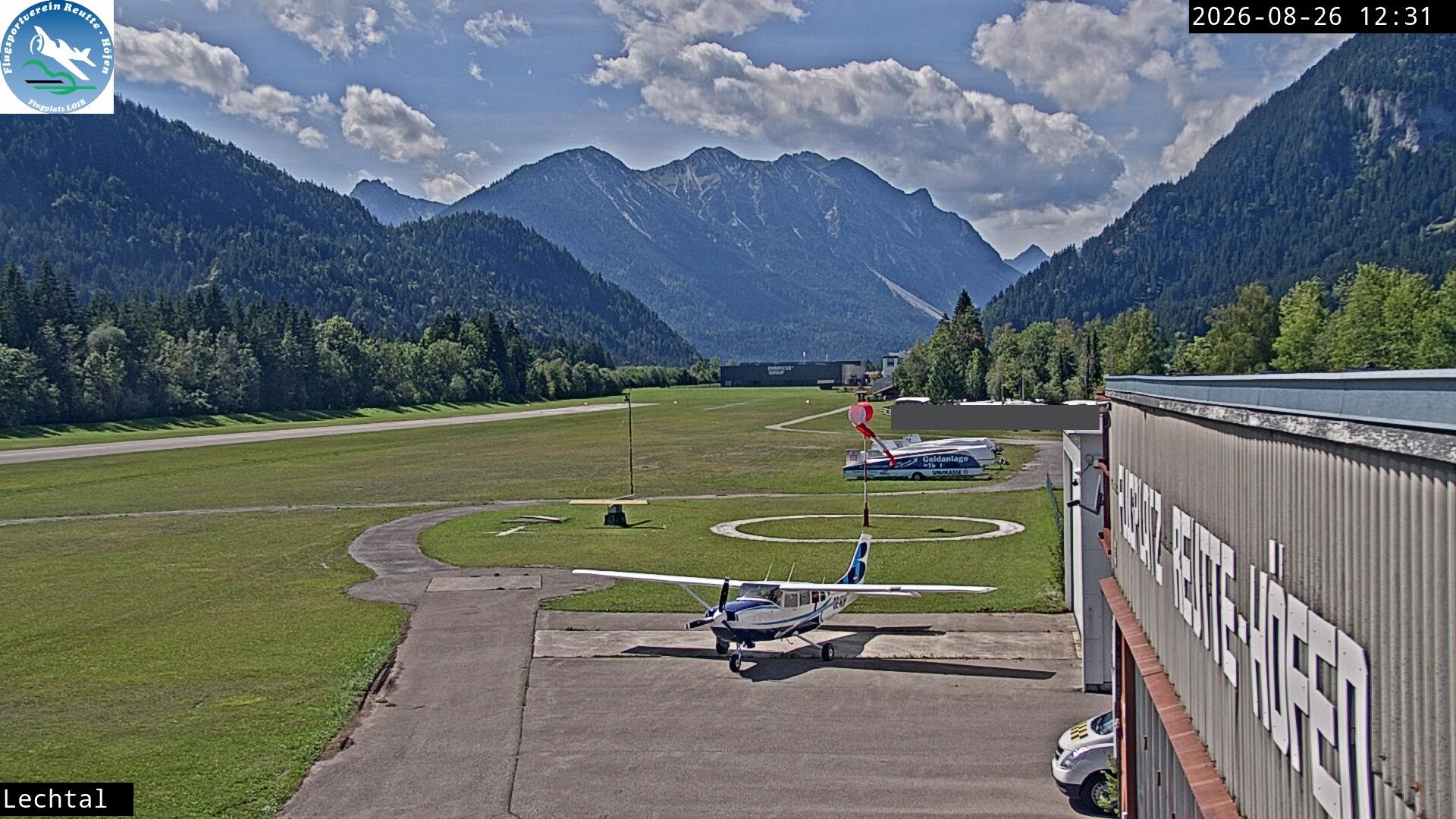 Archiv Foto Webcam Flugplatz Höfen, Tirol
