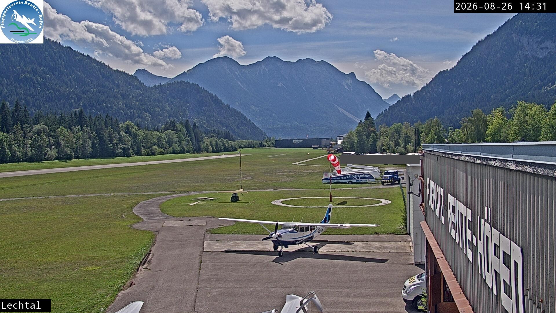 Archiv Foto Webcam Flugplatz Höfen, Tirol