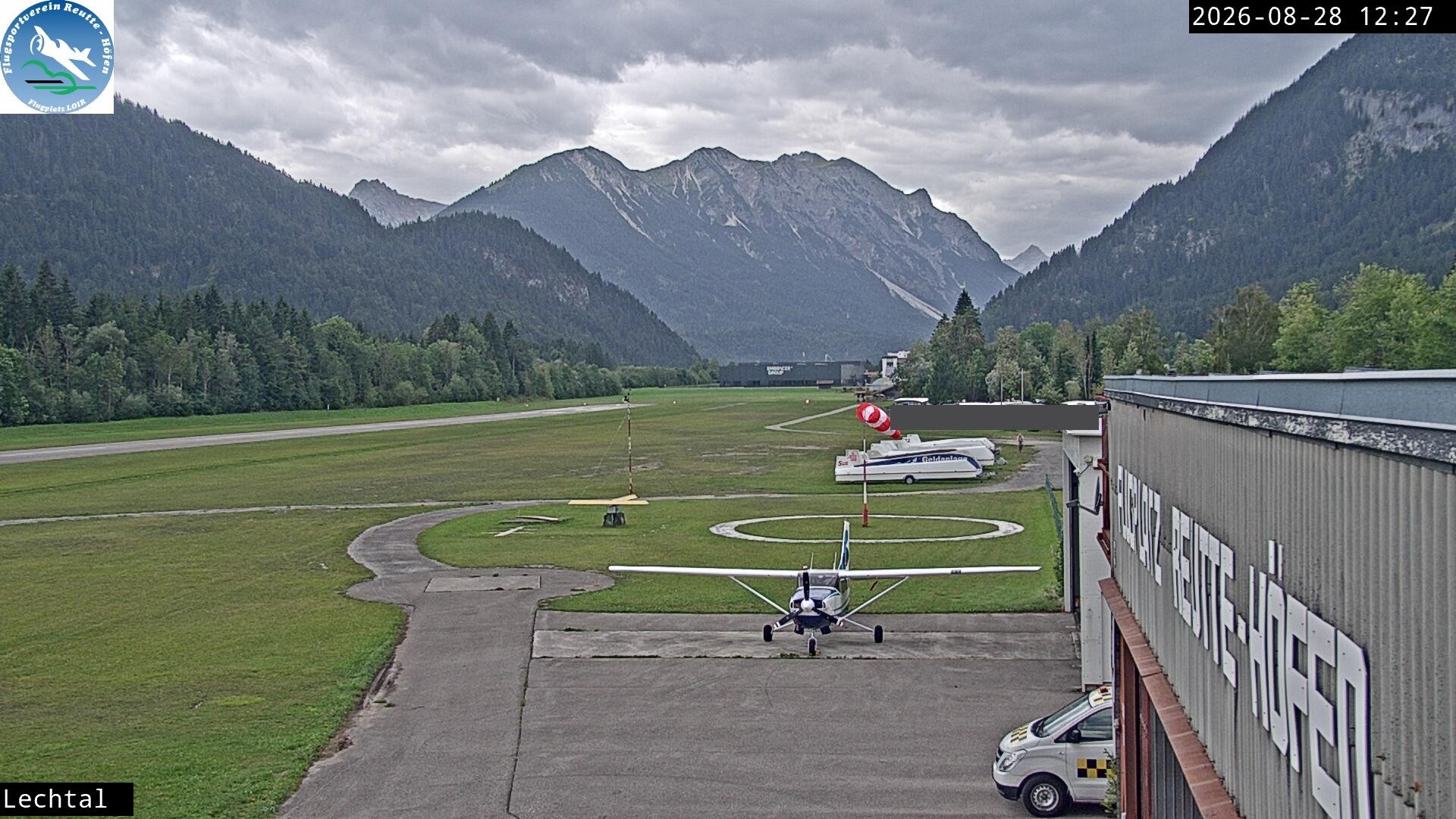 Archiv Foto Webcam Flugplatz Höfen, Tirol
