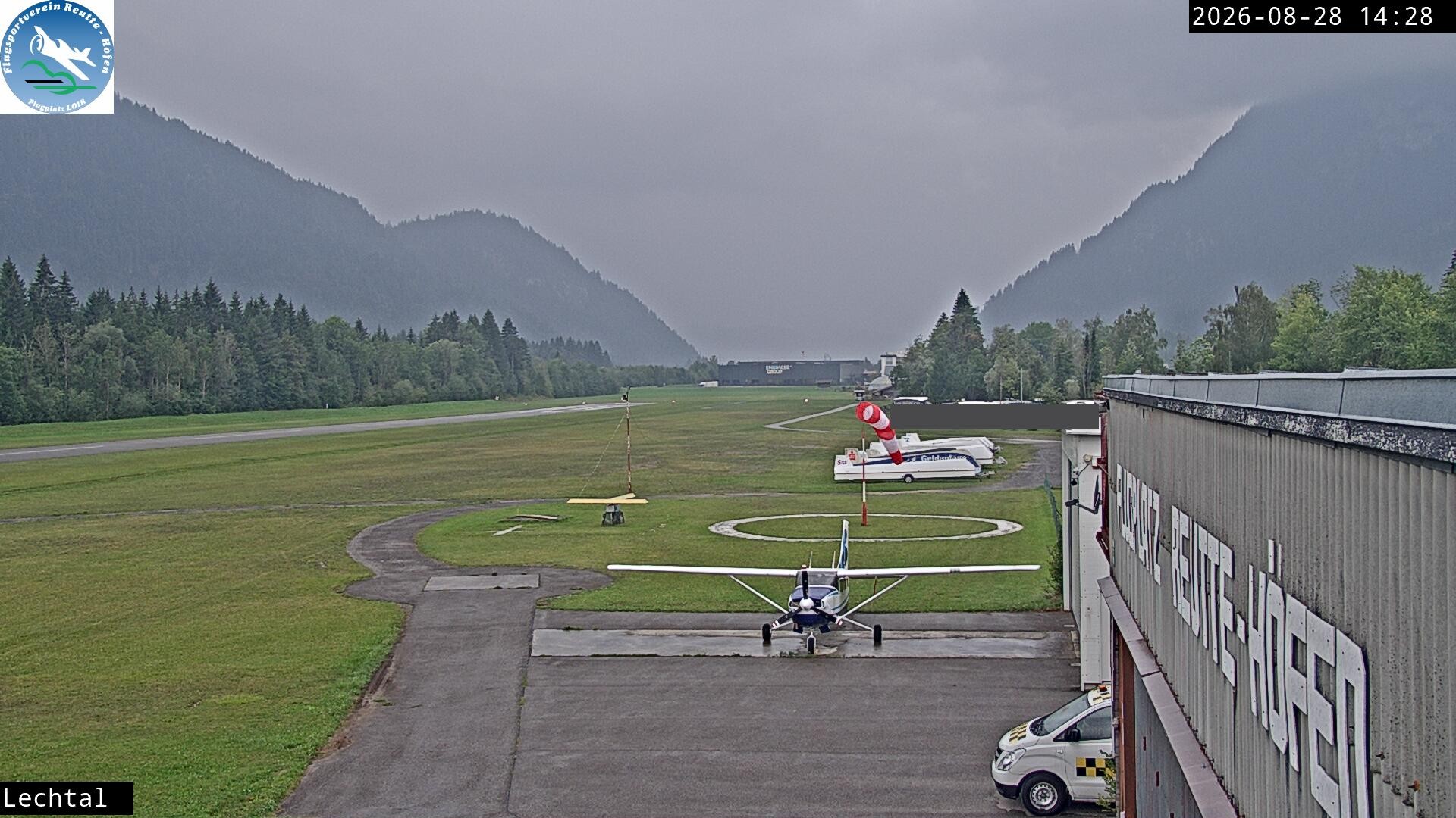 Archiv Foto Webcam Flugplatz Höfen, Tirol