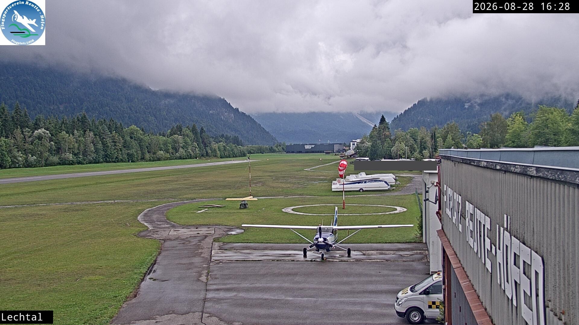 Archiv Foto Webcam Flugplatz Höfen, Tirol