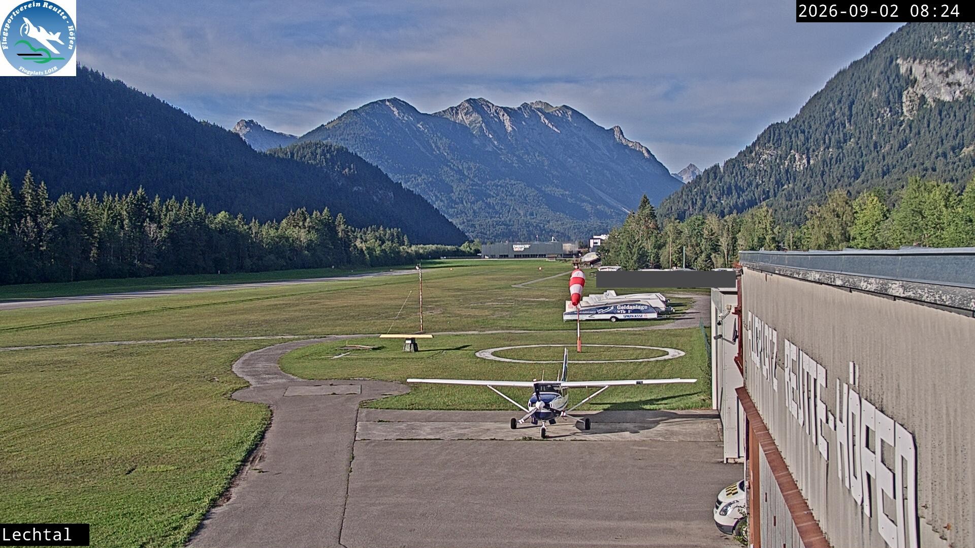 Archiv Foto Webcam Flugplatz Höfen, Tirol
