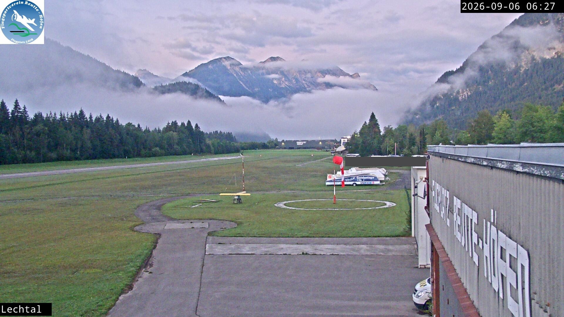 Archiv Foto Webcam Flugplatz Höfen, Tirol