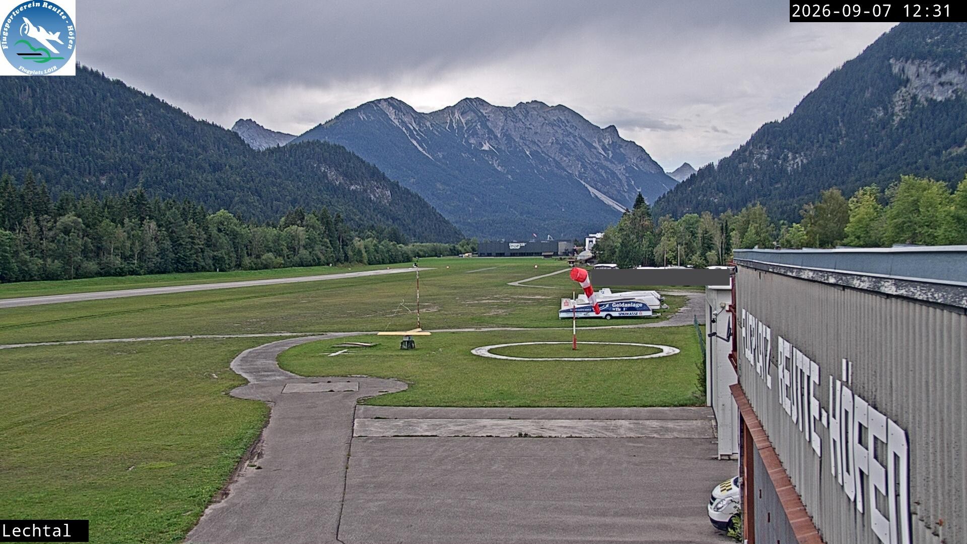 Archiv Foto Webcam Flugplatz Höfen, Tirol