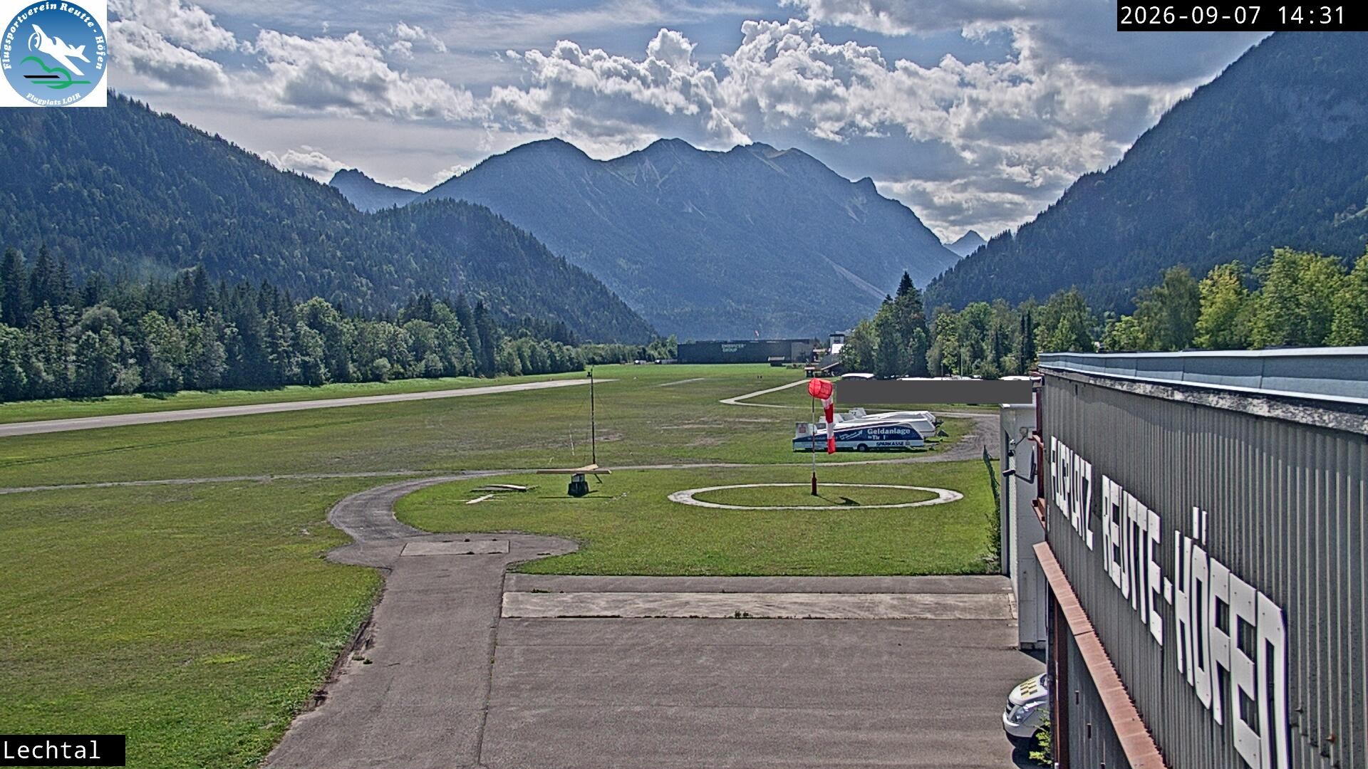 Archiv Foto Webcam Flugplatz Höfen, Tirol