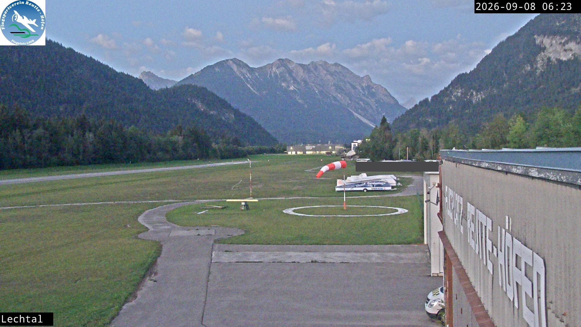Archiv Foto Webcam Flugplatz Höfen, Tirol