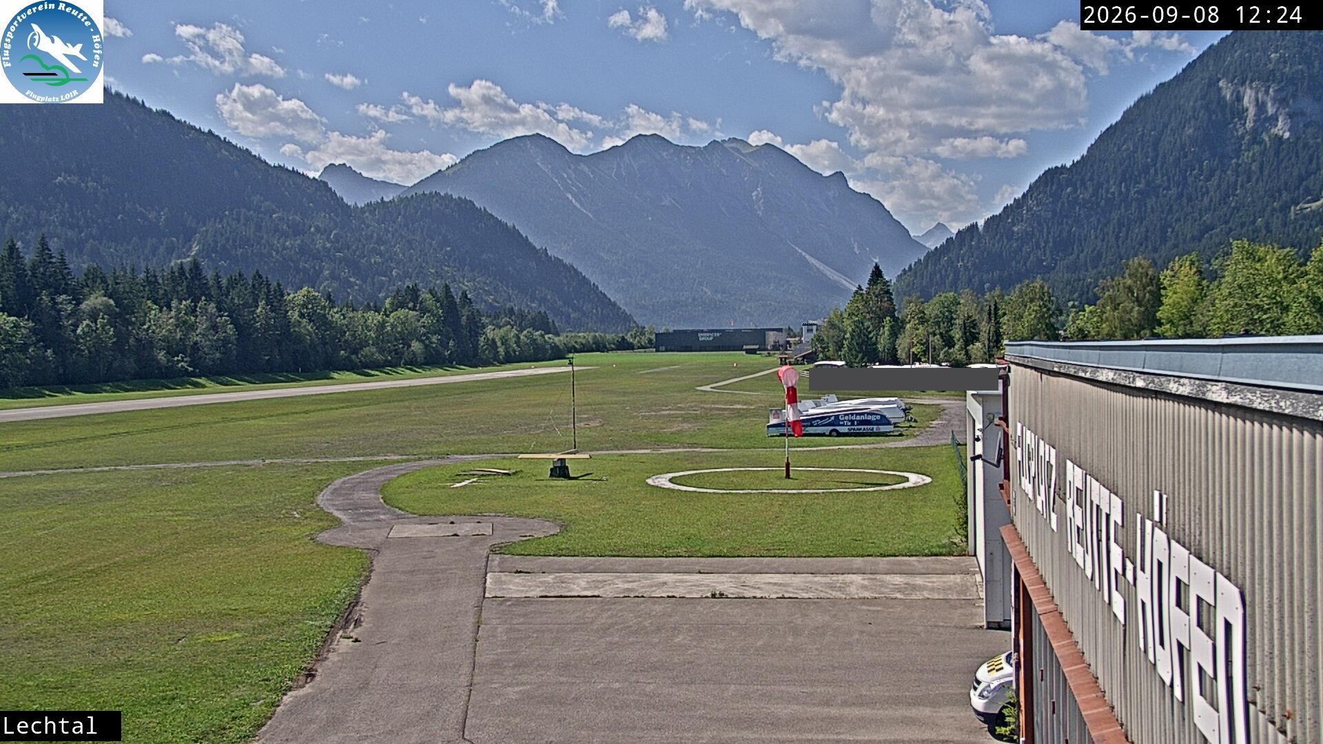 Archiv Foto Webcam Flugplatz Höfen, Tirol