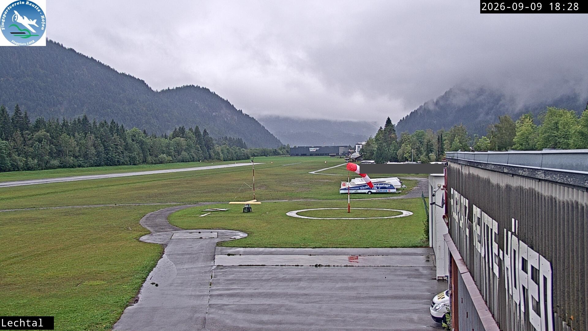 Archiv Foto Webcam Flugplatz Höfen, Tirol