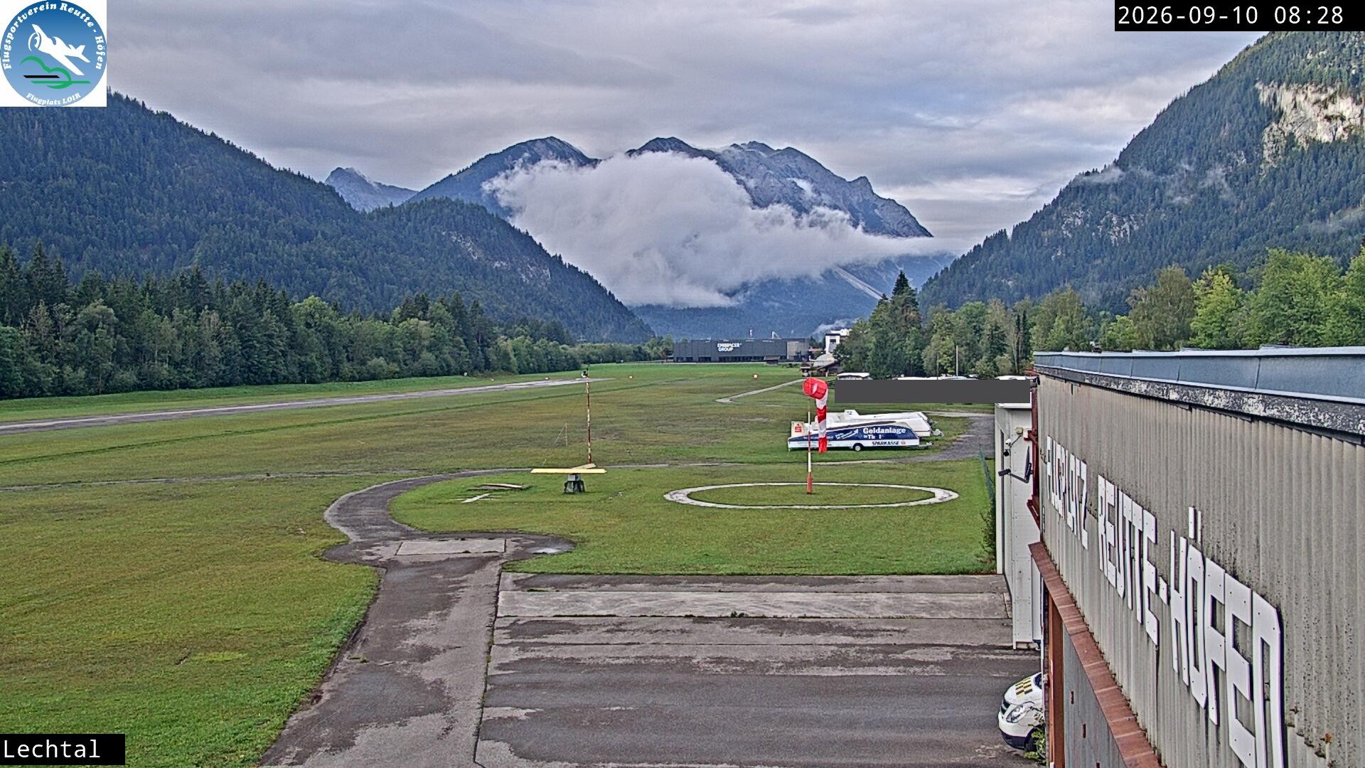 Archived image Webcam Hoefen airport, Tyrol