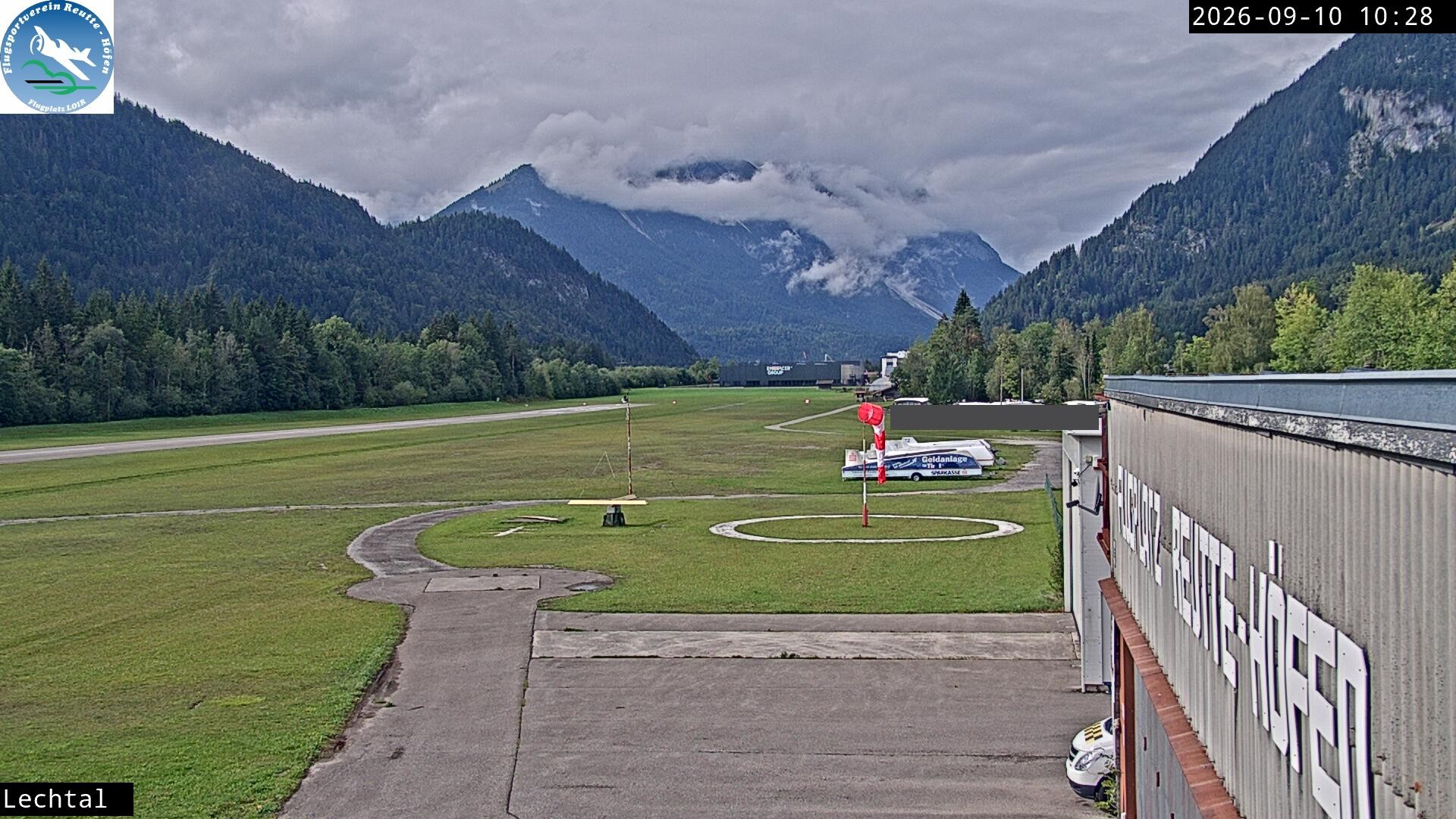 Archived image Webcam Hoefen airport, Tyrol