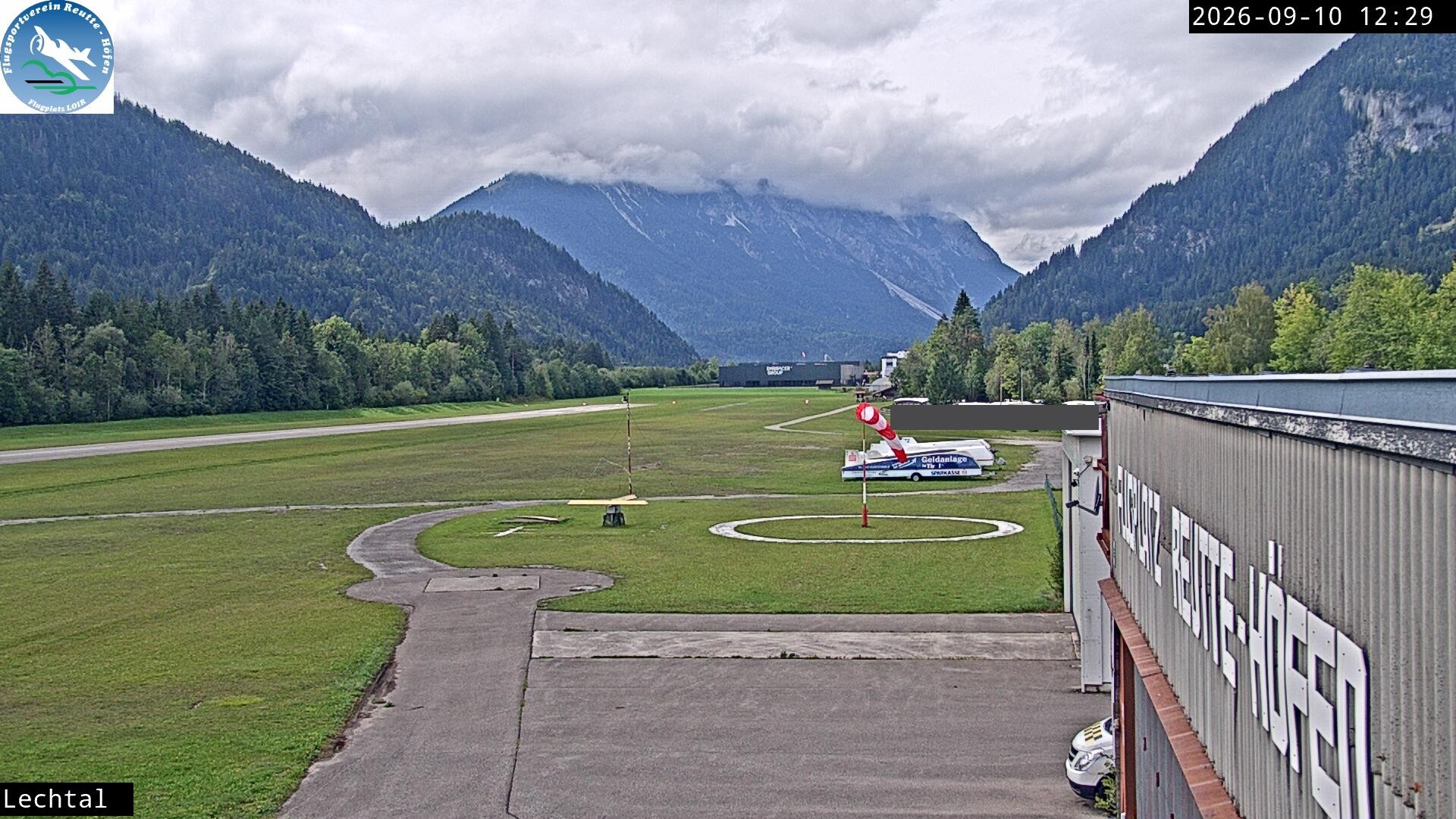 Archived image Webcam Hoefen airport, Tyrol