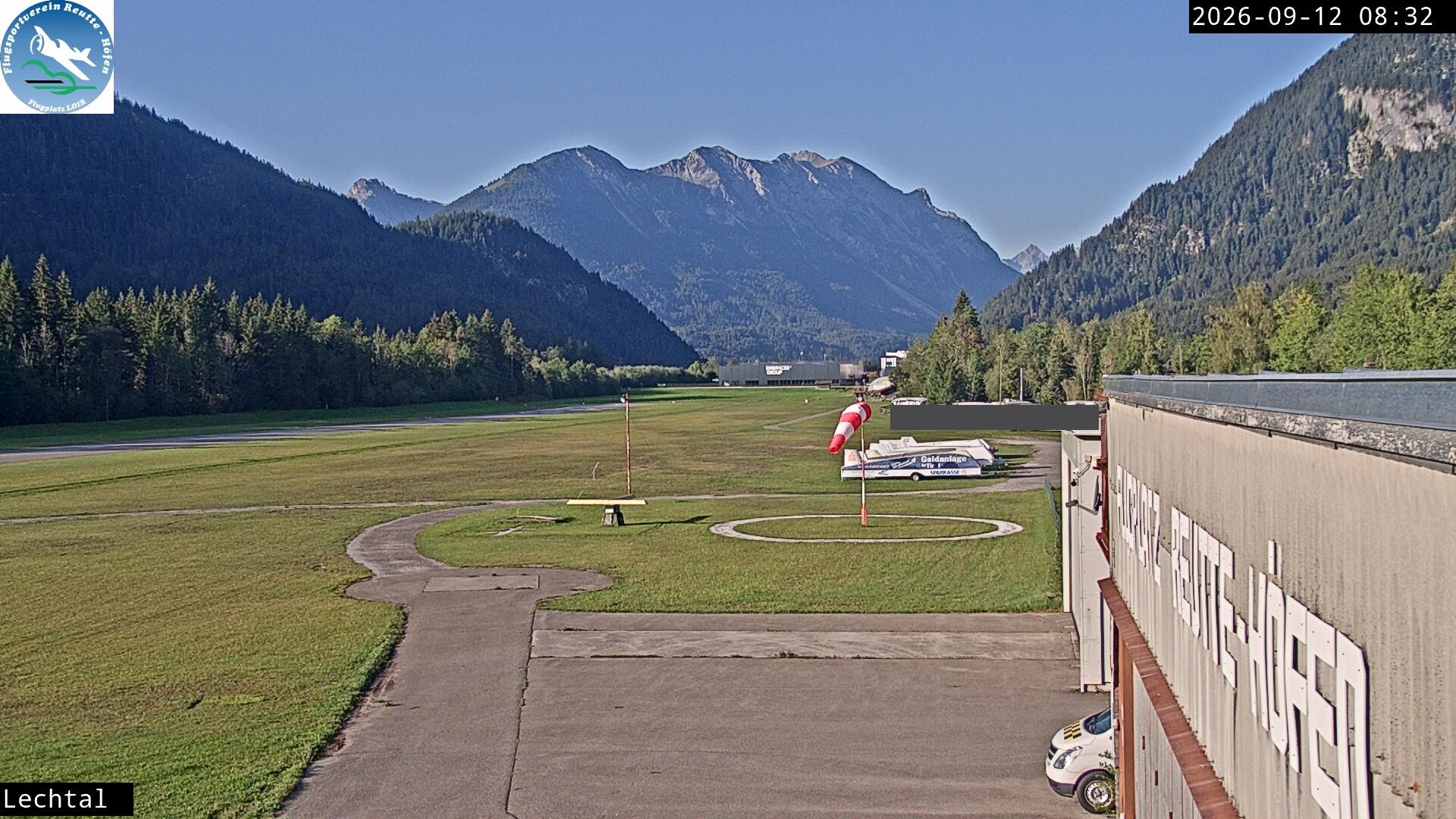 Archiv Foto Webcam Flugplatz Höfen, Tirol